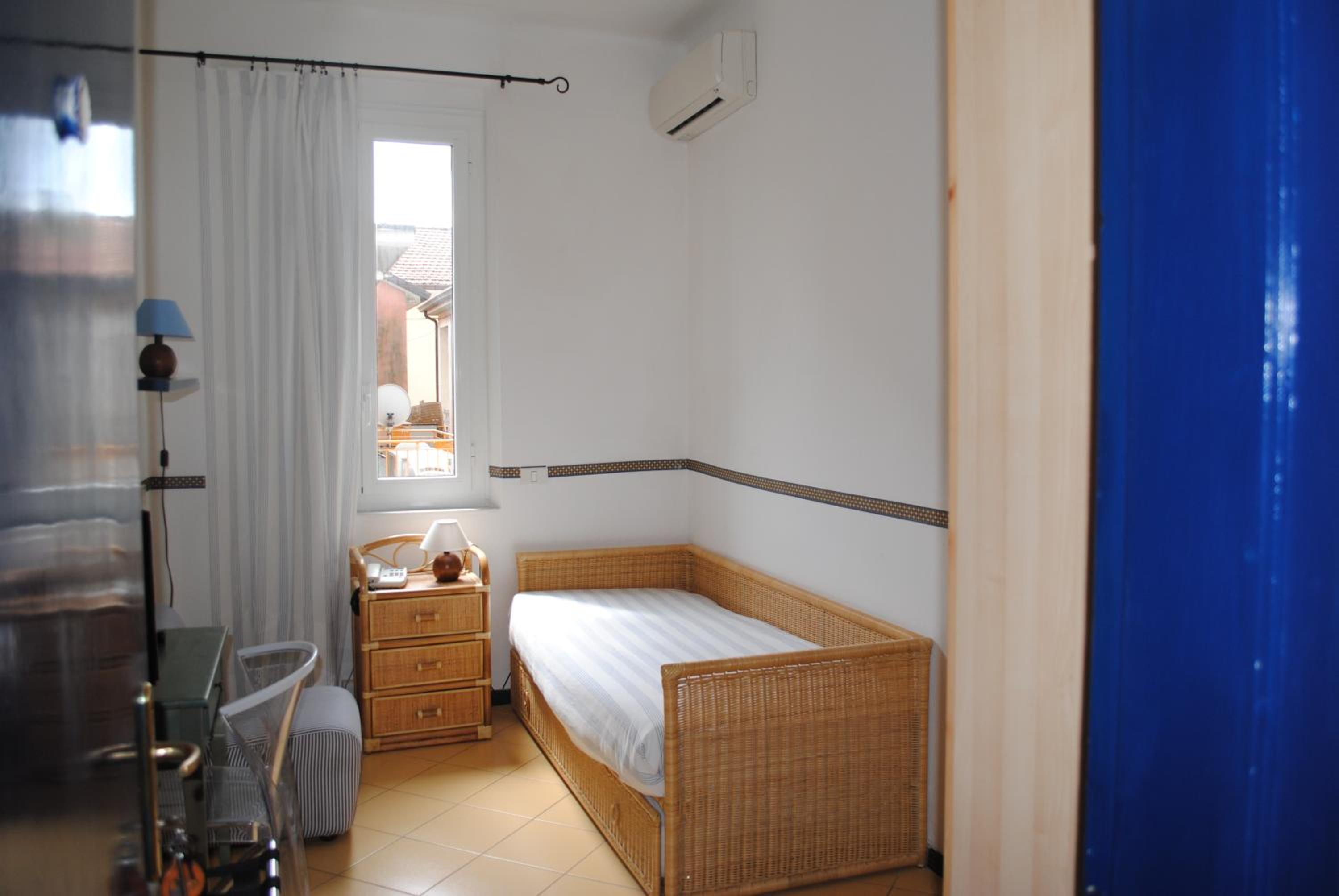 Economy Double or Twin Room