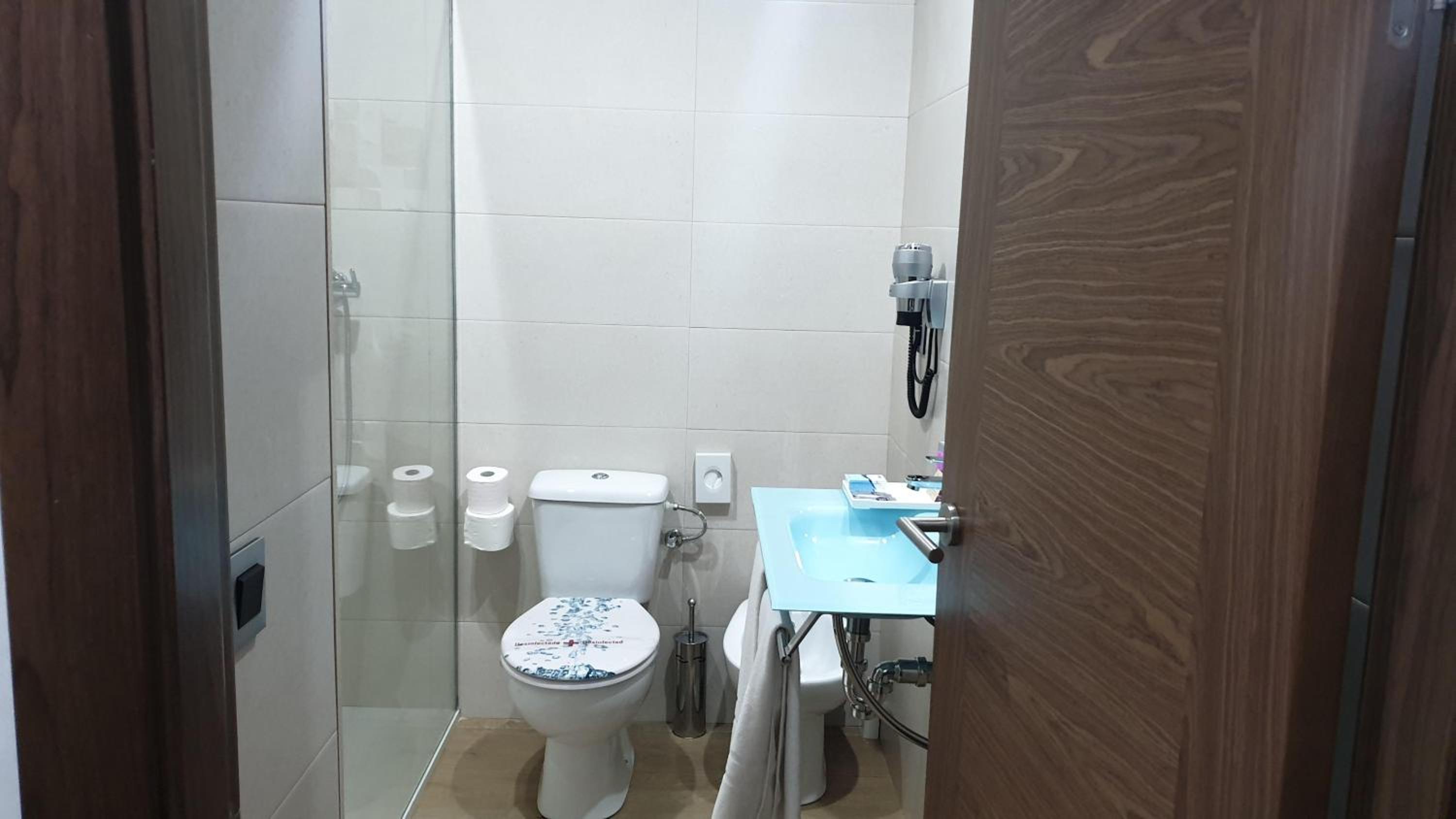 Triple Room - Photo 2