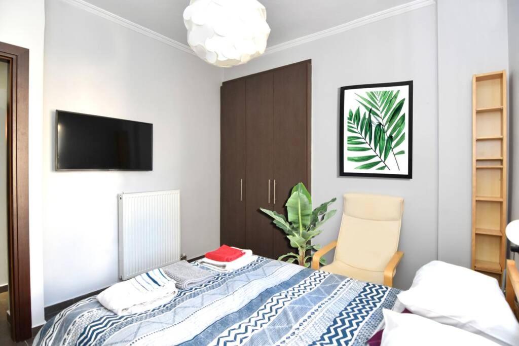 One-Bedroom Apartment - Photo 8