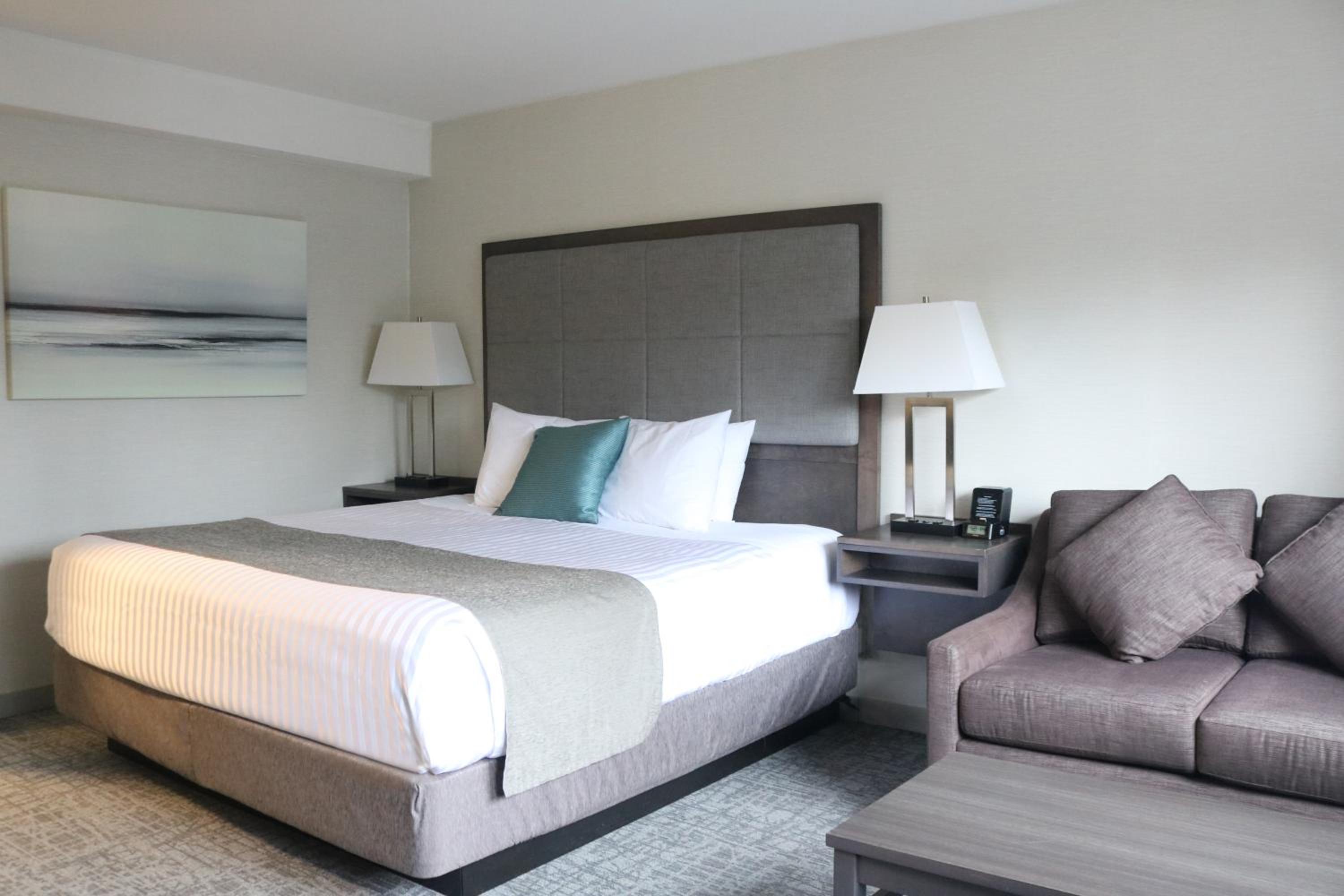 King Room with Sofa Bed - Non-Smoking - Photo 3