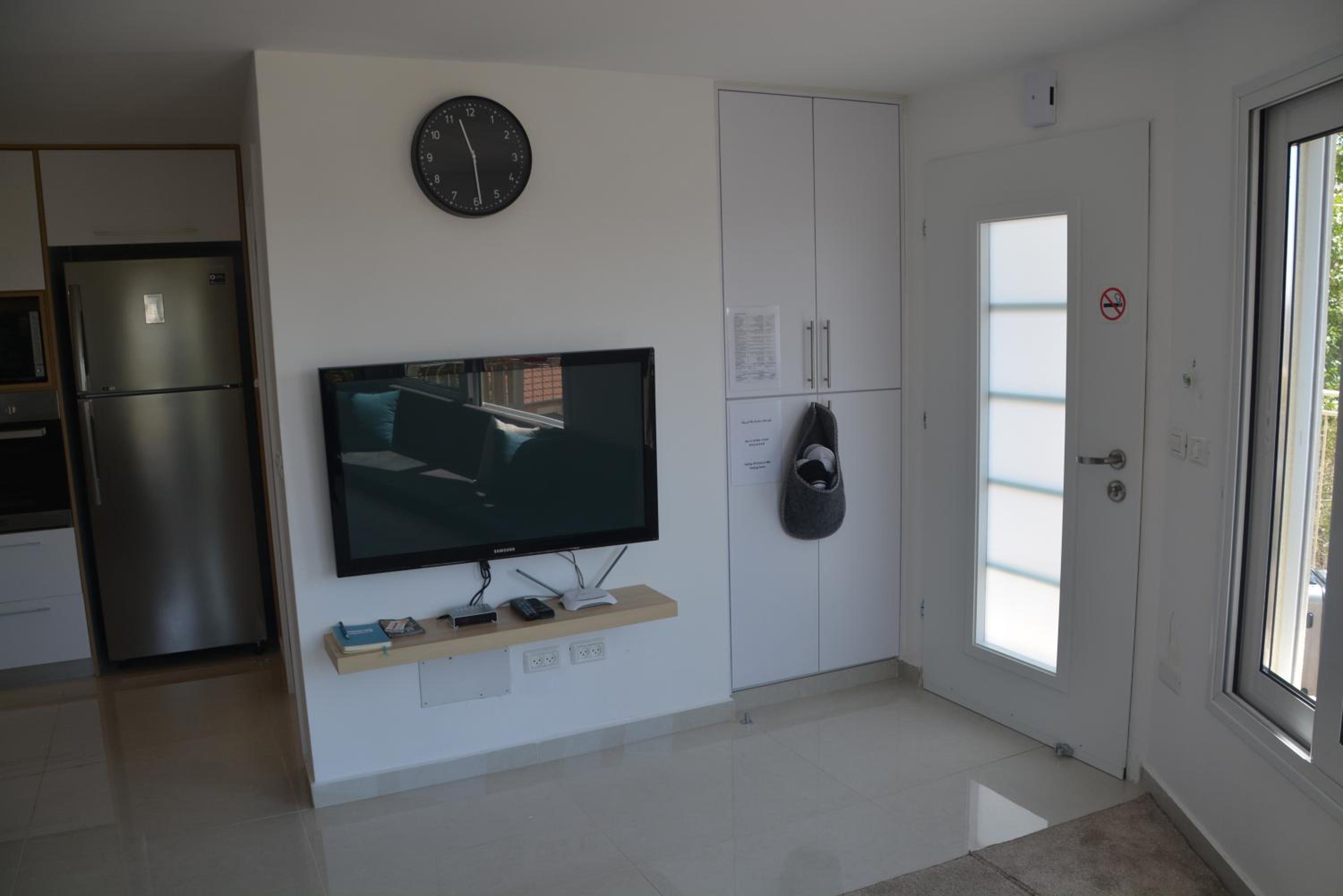 Two-Bedroom Apartment - Photo 18