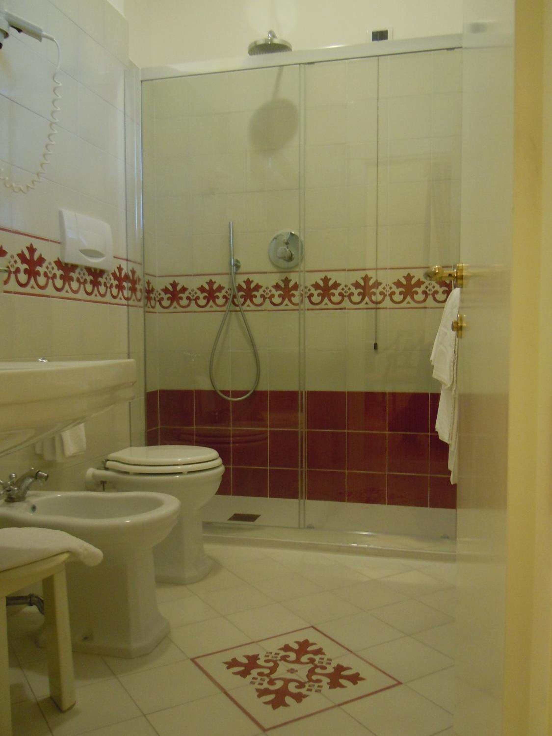 Triple Room - Photo 2