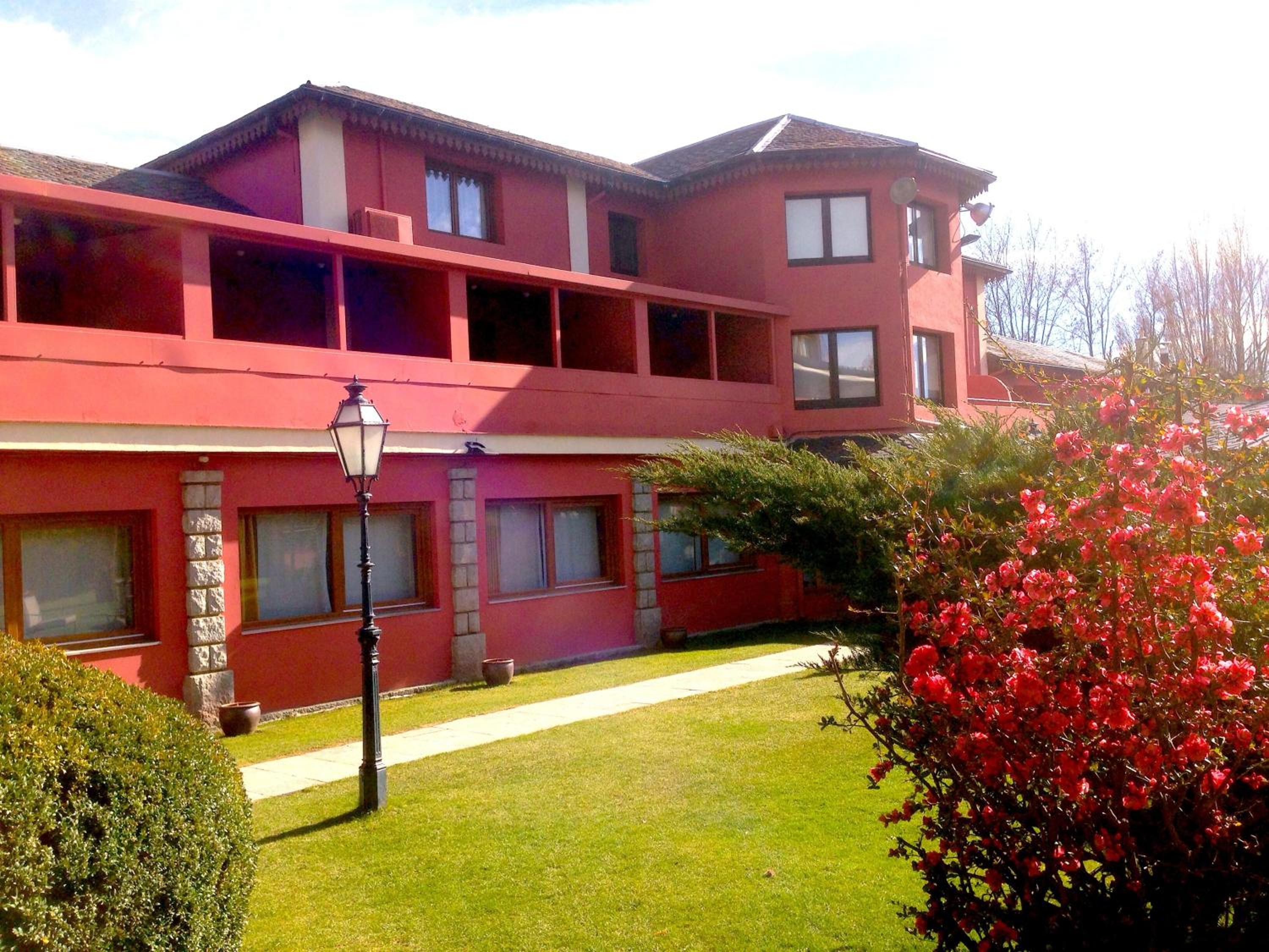 Habitación Doble Superior con chimenea y acceso al Spa Habitación Doble Superior con chimenea y acceso al Spa