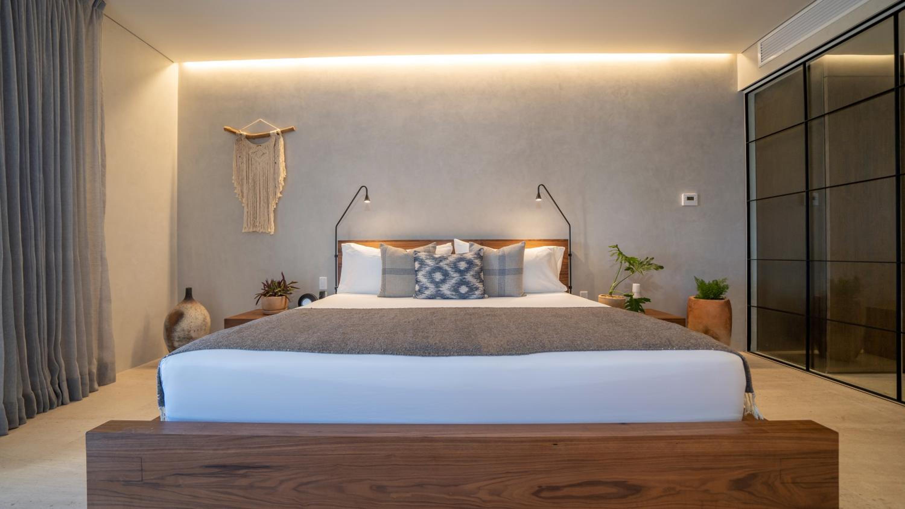 One Bedroom Marina View Home