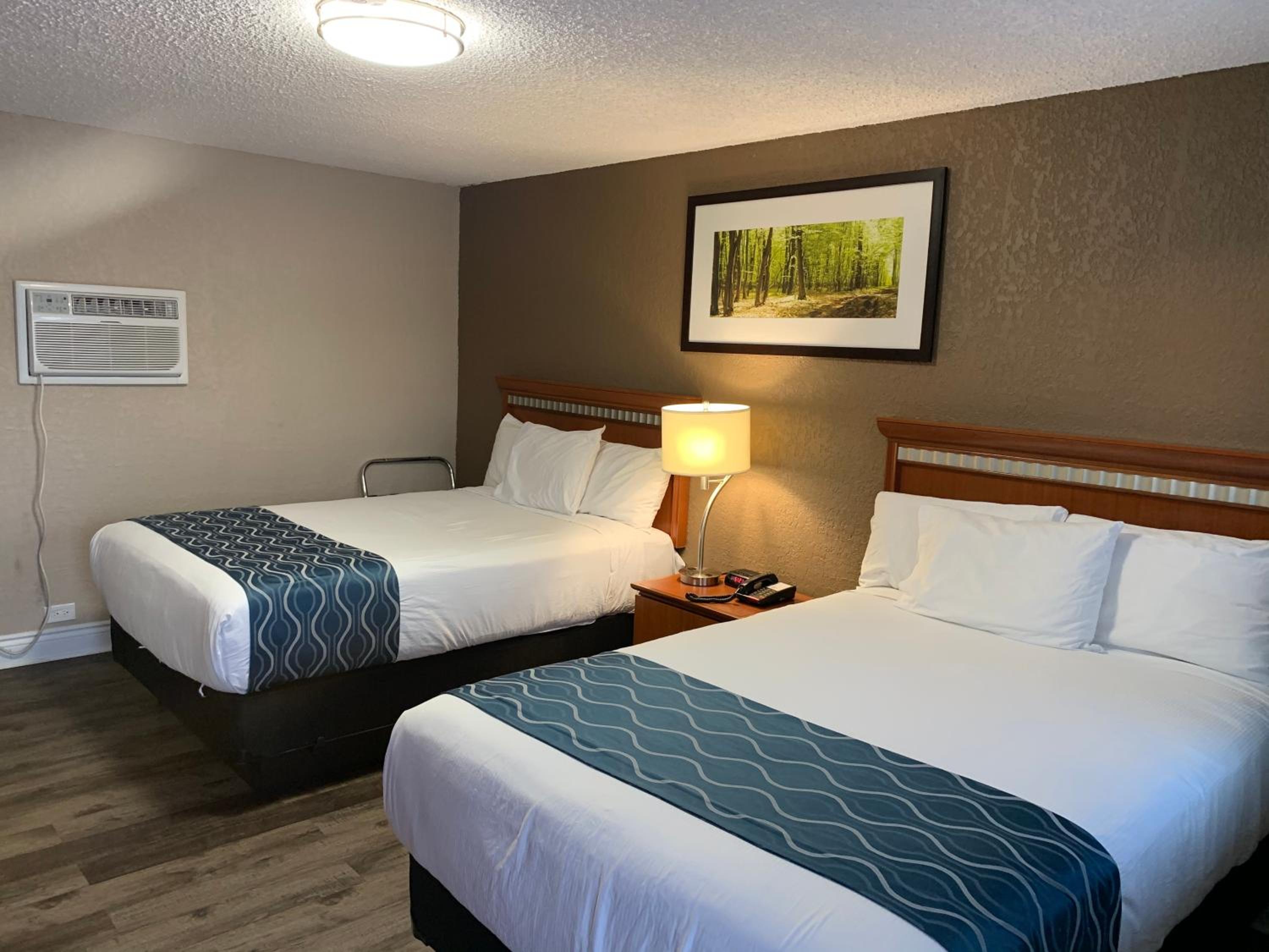 Double Room with 2 Double Beds - Non-Smoking