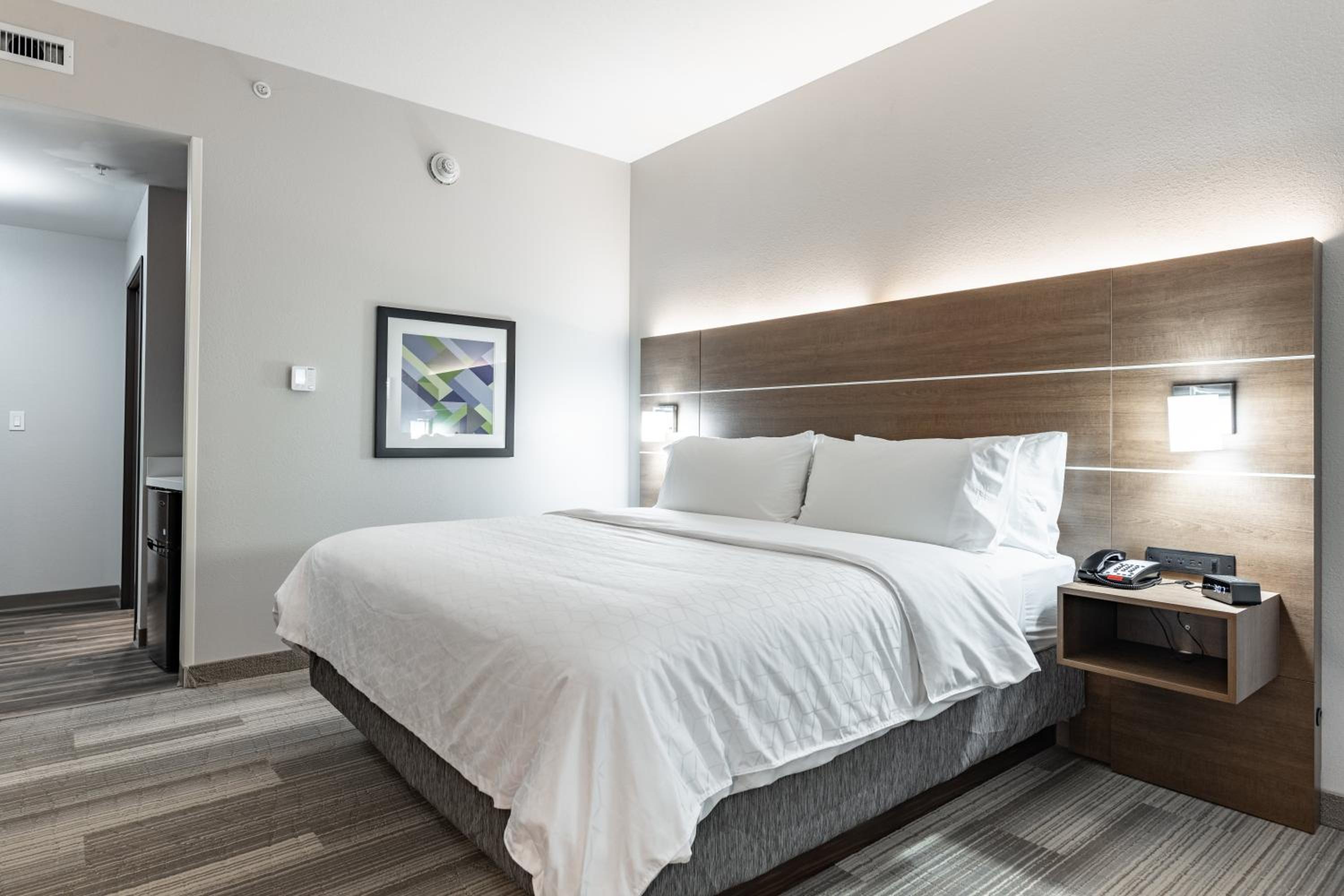 King Suite - Photo 5