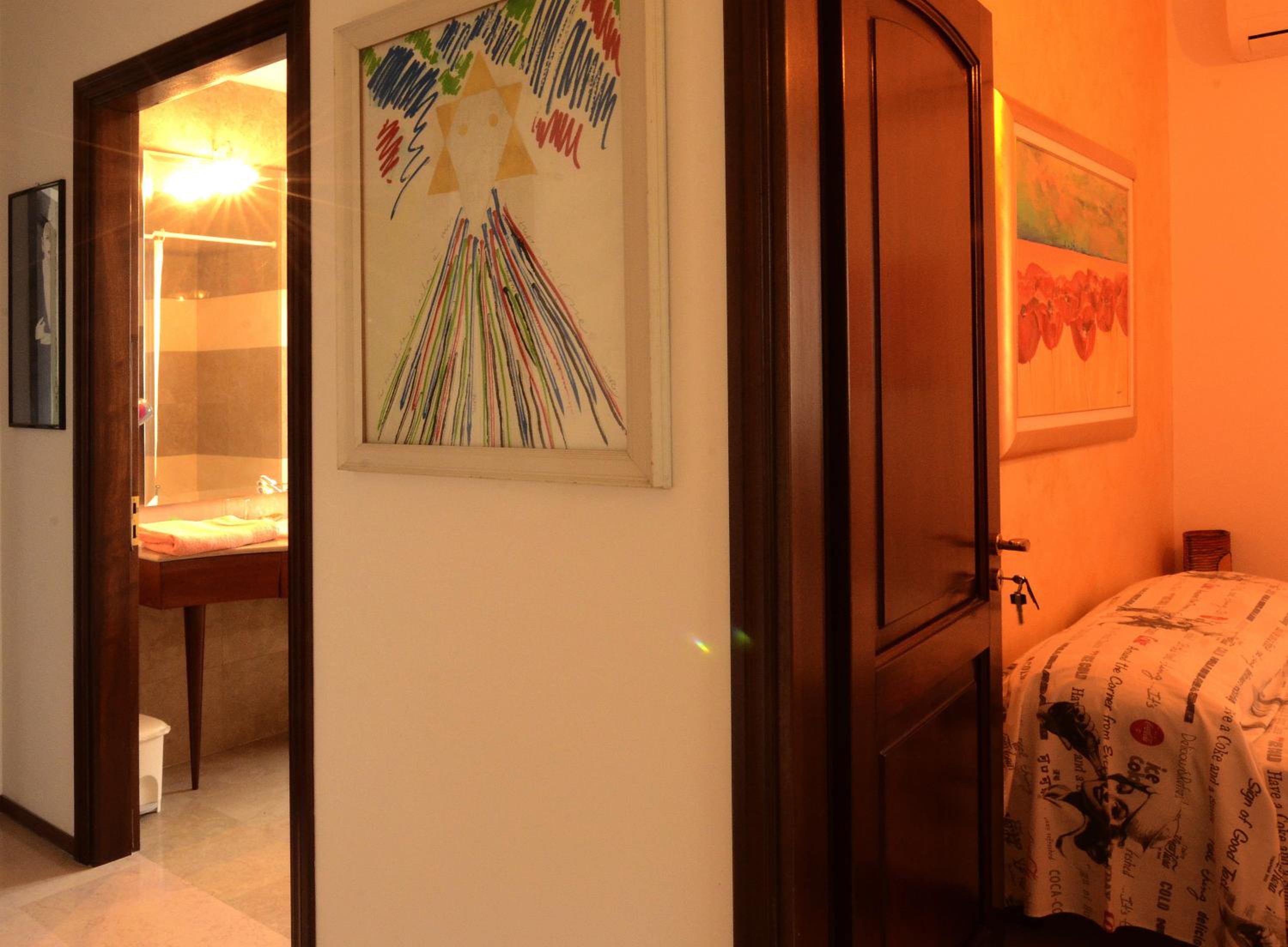 Single Room With Private External Bathroom photo 2