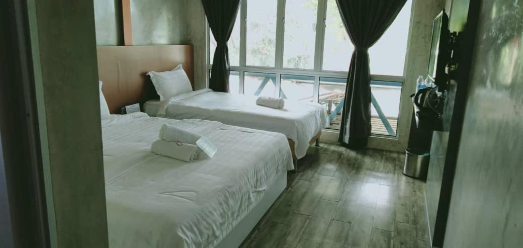 Superior Triple Room - Photo 2