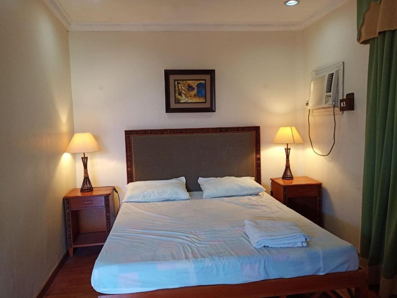 Double Room - Photo 5