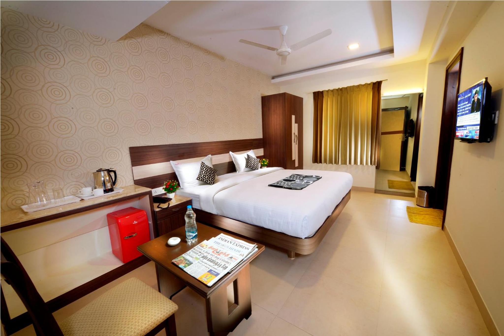 Deluxe Double Room - Photo 7