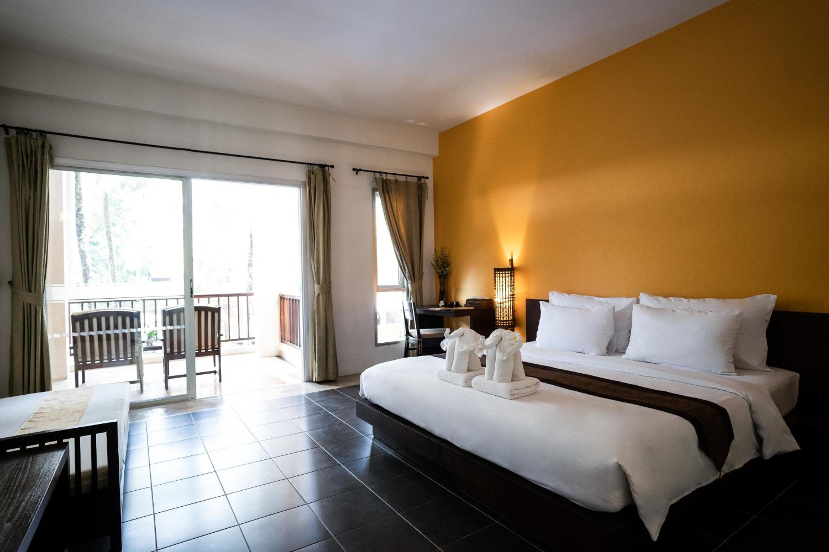 Deluxe Double or Twin Room