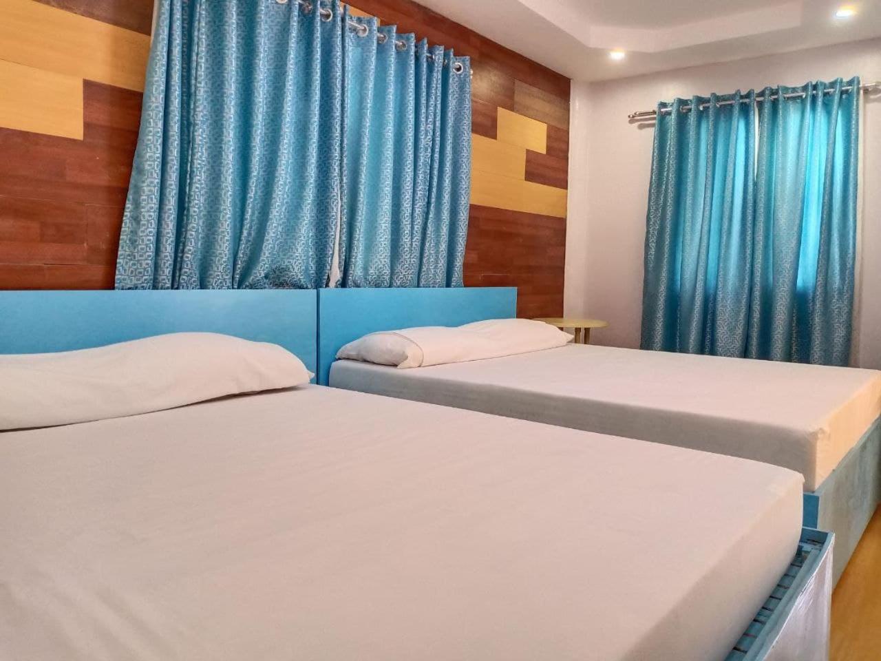 Deluxe Room - Photo 2