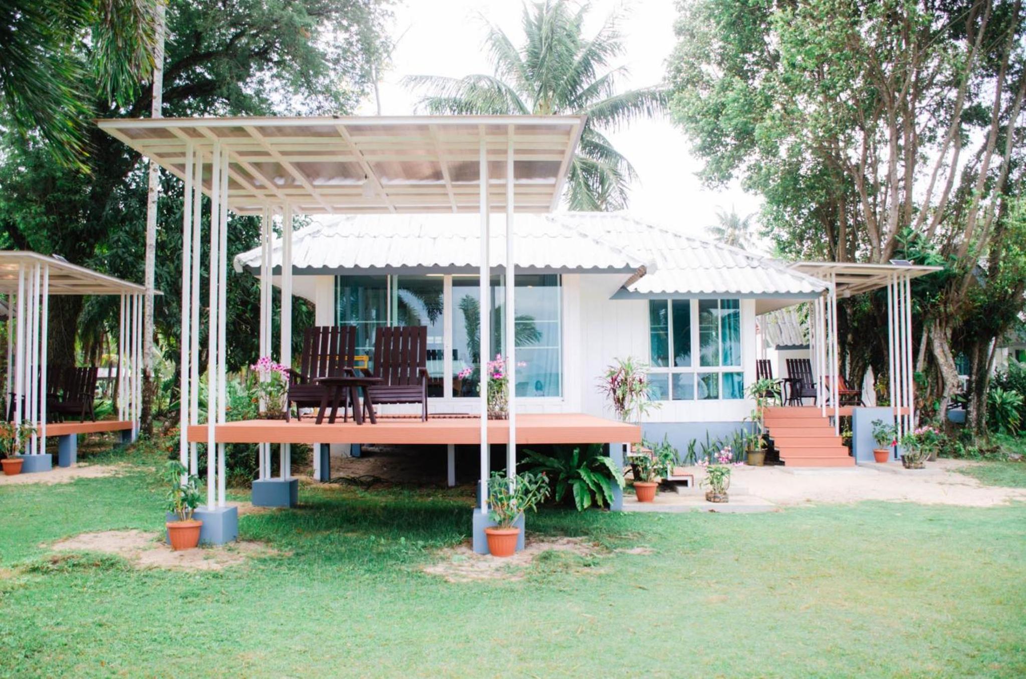 Family Bungalow photo 3