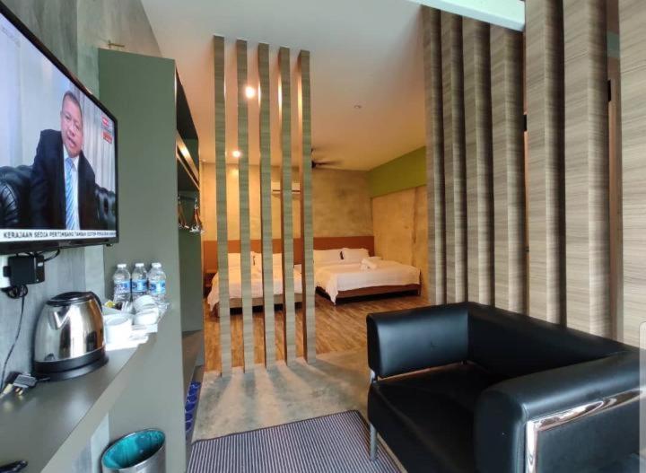Superior Quadruple Room - Photo 6