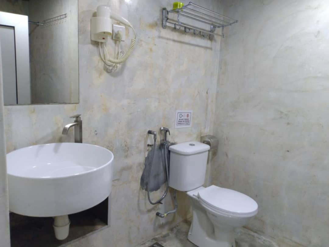 Mongolian Yurt 3 Pax (Private Toilet) - Photo 4
