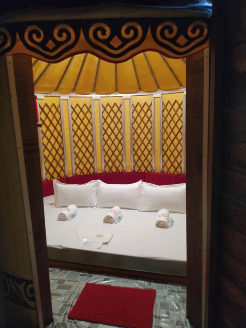 Mongolian Yurt 3 Pax (Private Toilet) - Photo 6