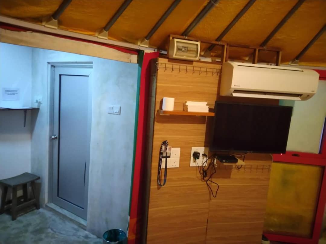 Mongolian Yurt 5 Pax (Private Toilet) - Photo 7