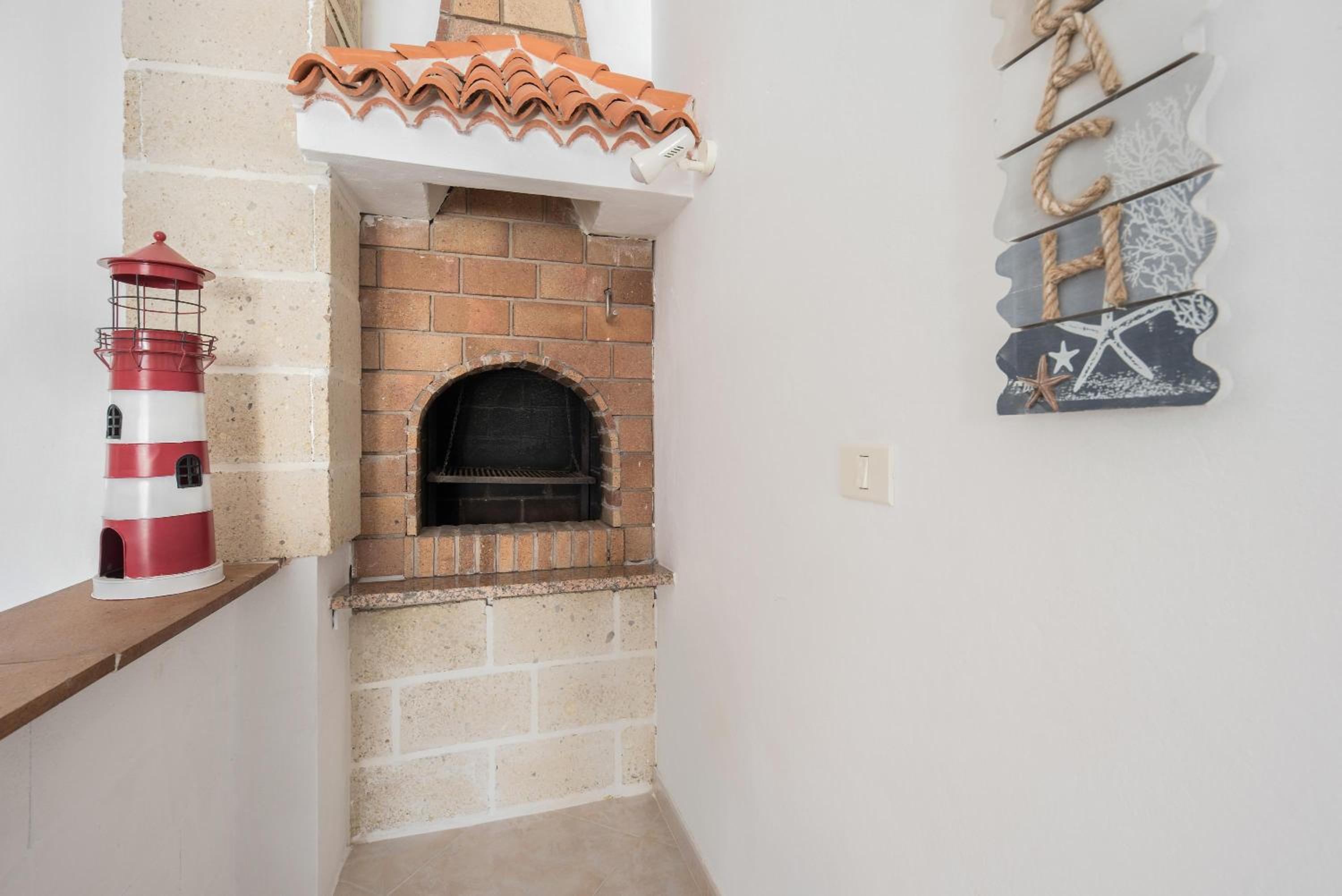 Three-Bedroom House - Photo 14