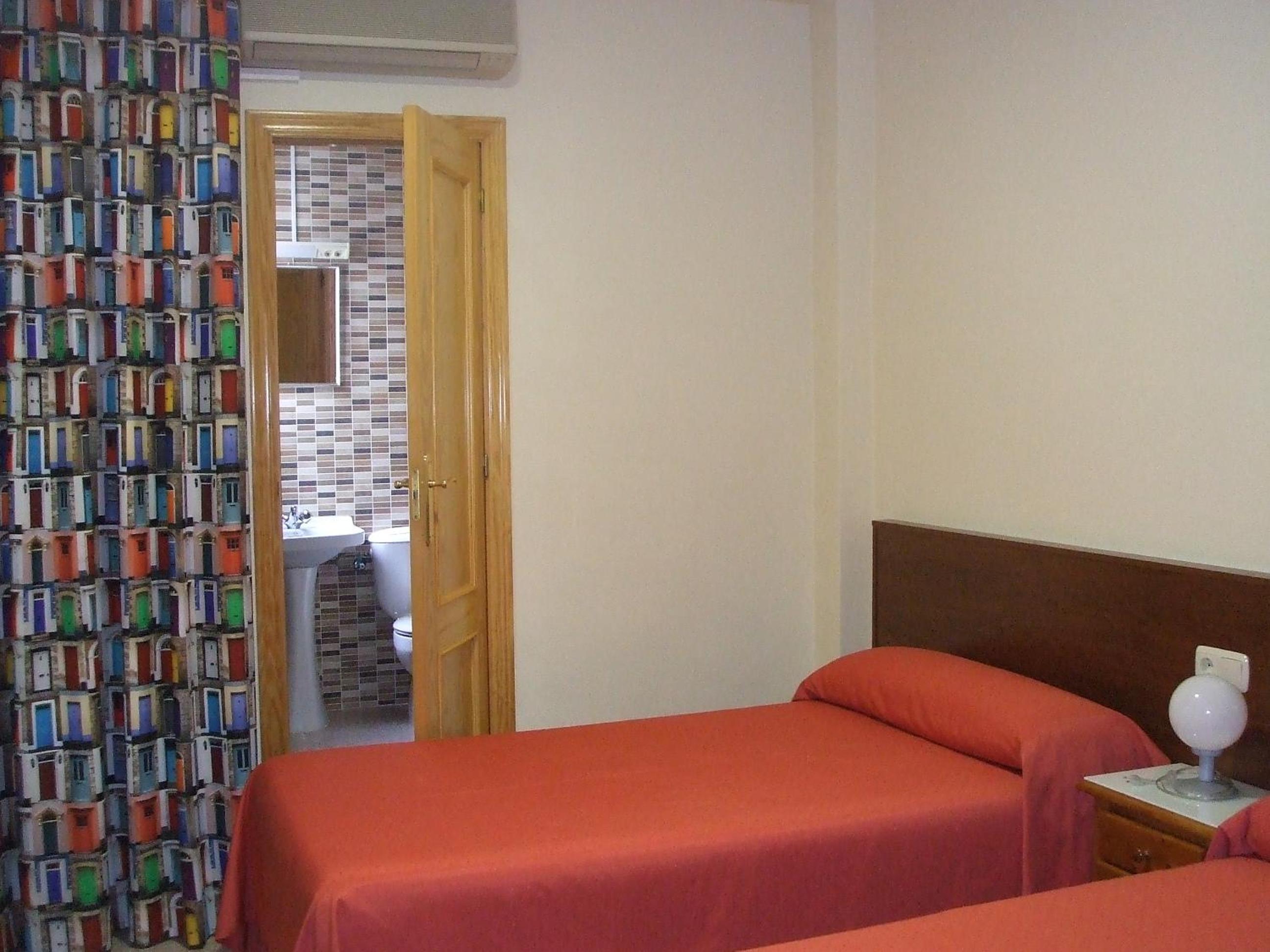 Triple Room - Photo 1