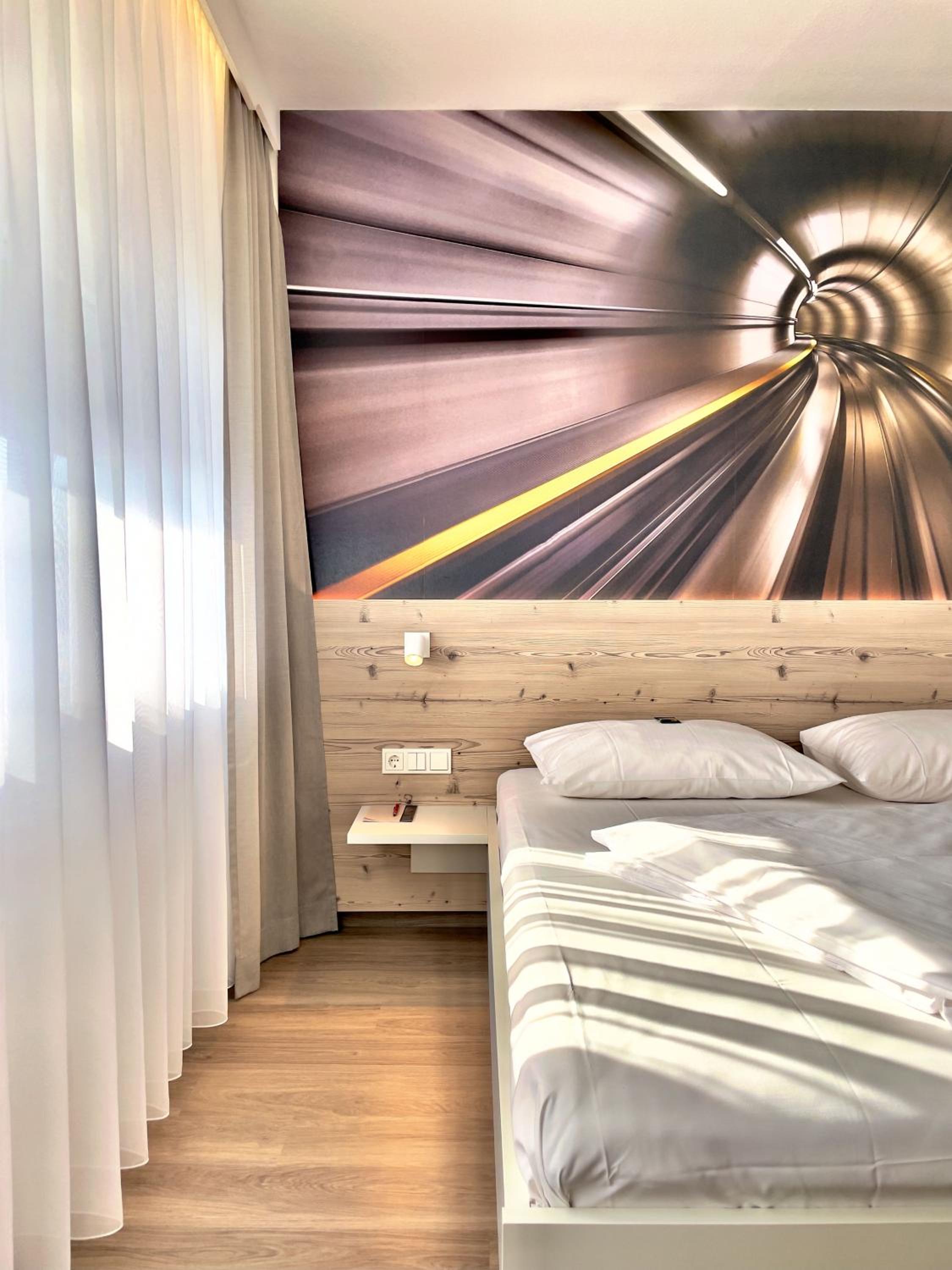 Classic Double Room - Photo 12