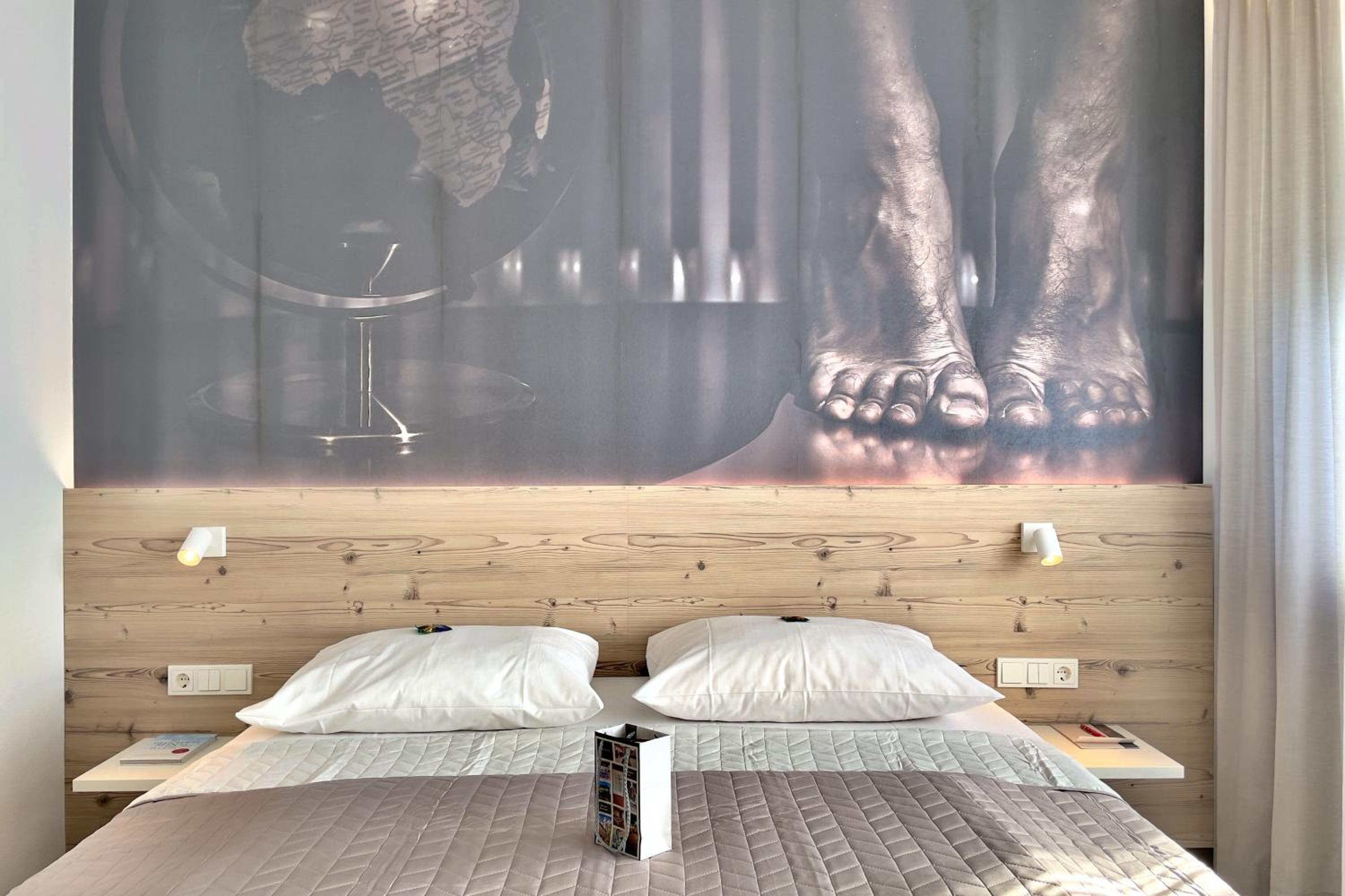 Classic Double Room - Photo 11