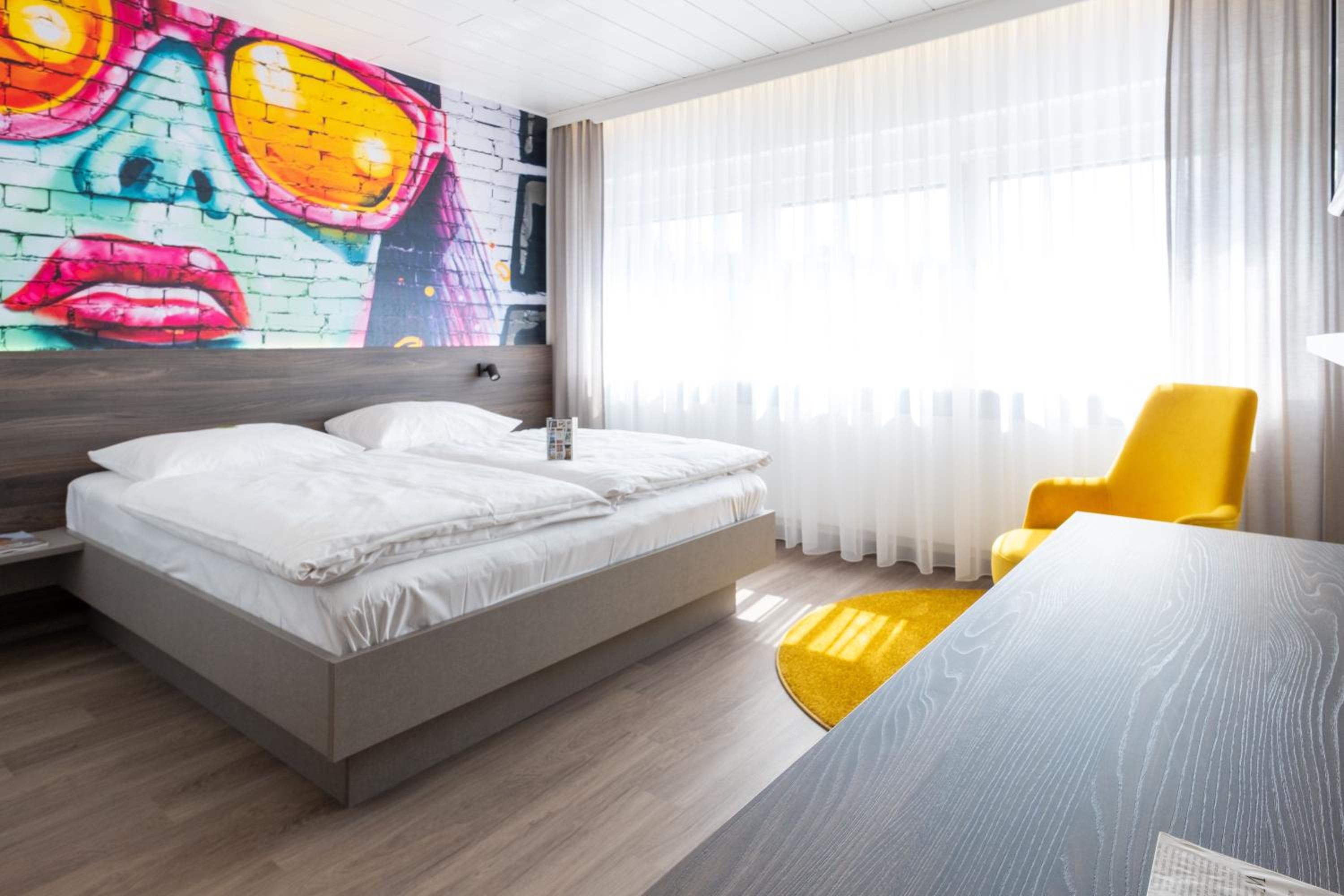 Classic Double Room - Photo 7