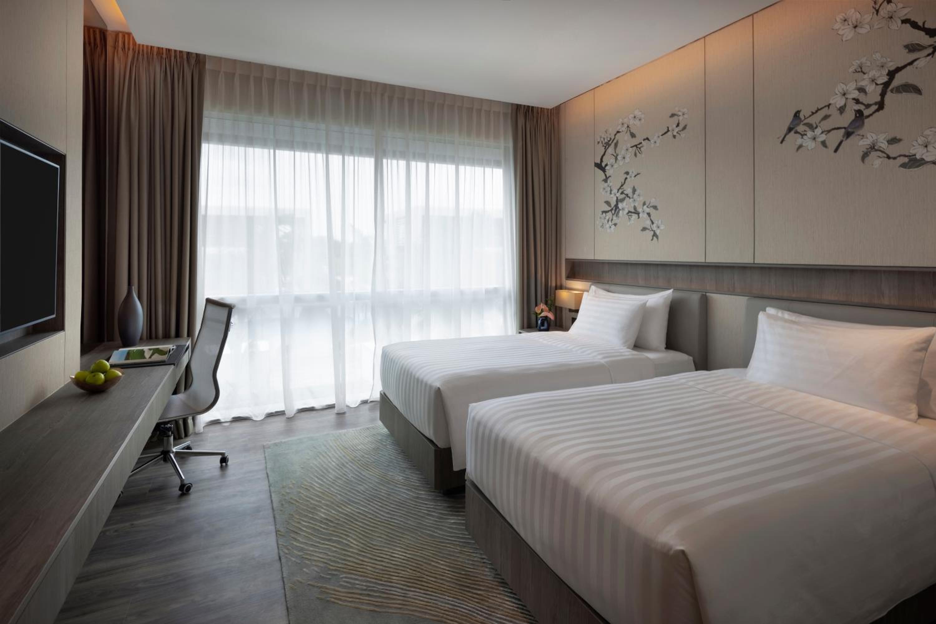 Dusit Executive City Twin