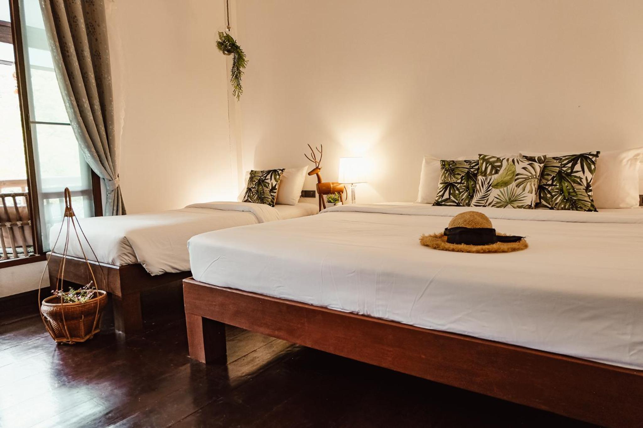 Triple Room with Balcony