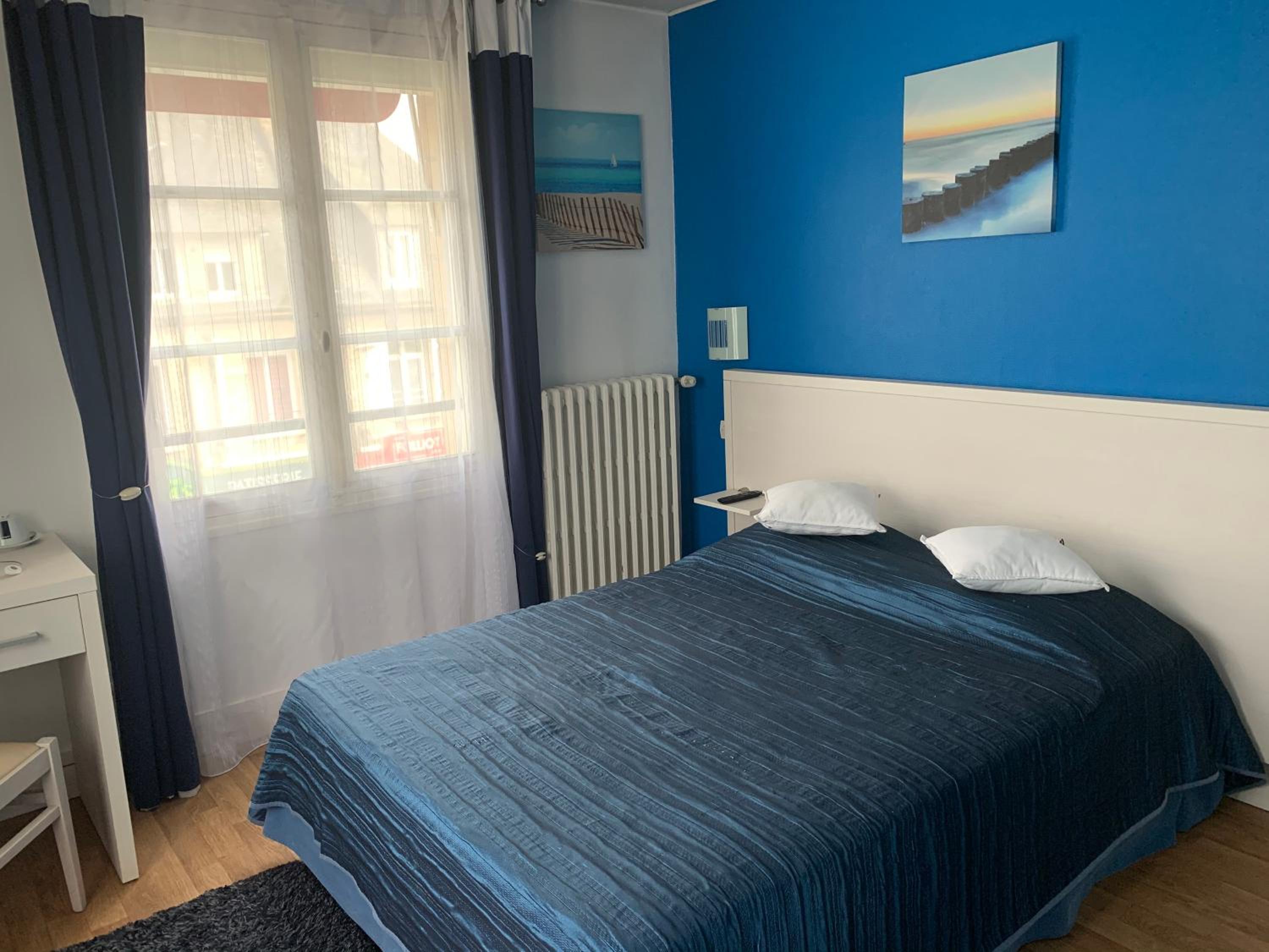 Double Room - Photo 4