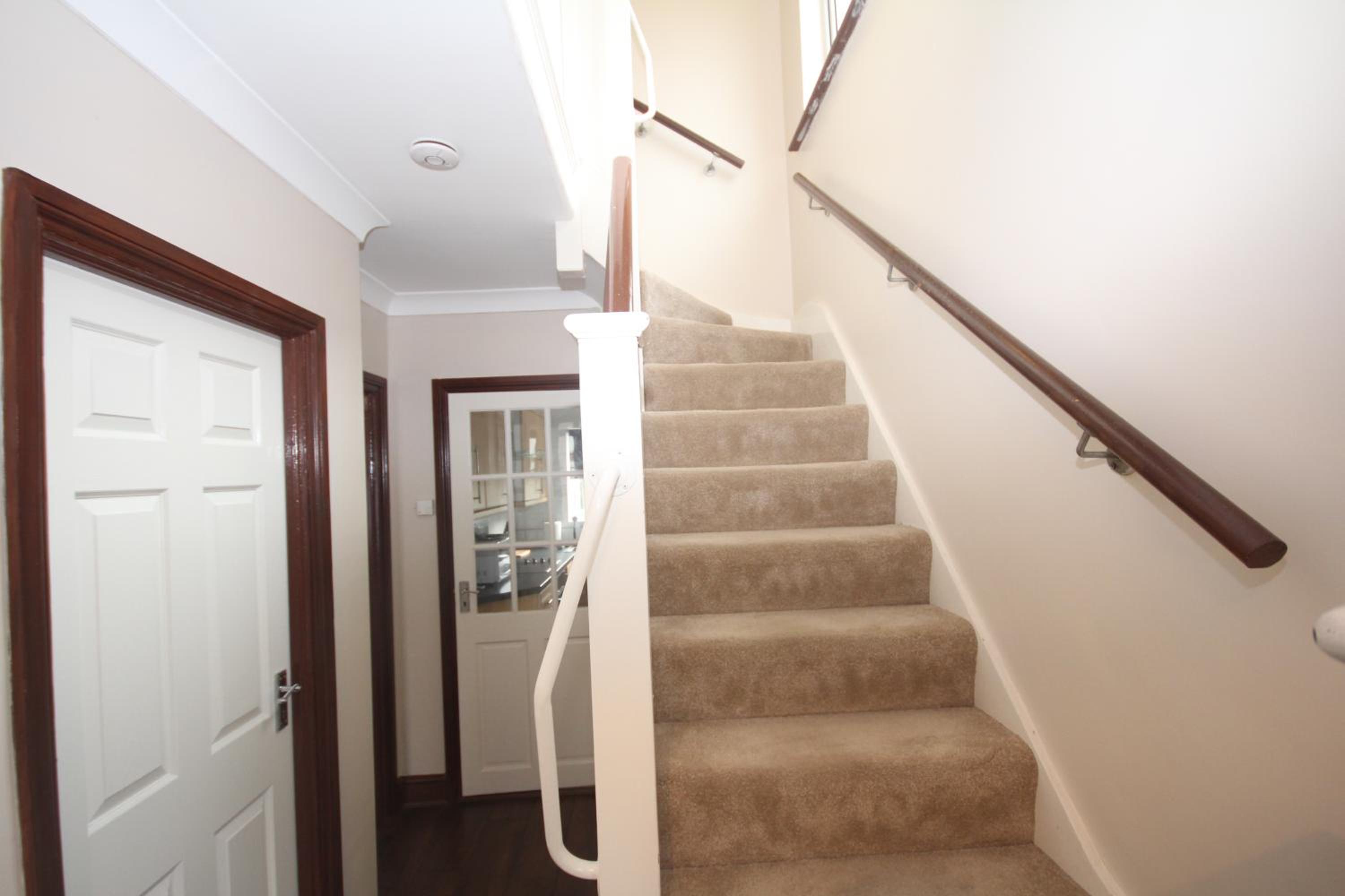 Three-Bedroom House photo 2