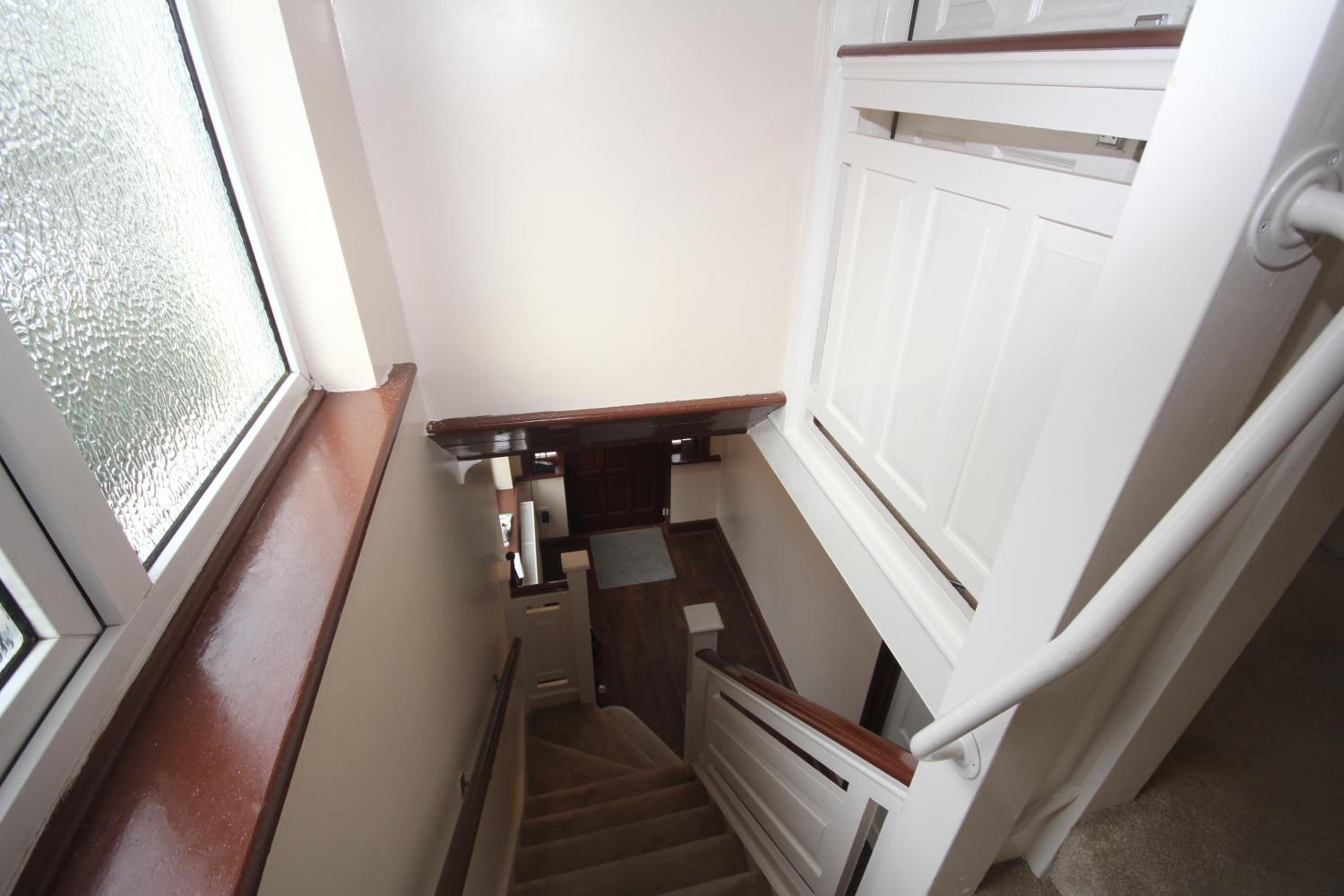Three-Bedroom House photo 3