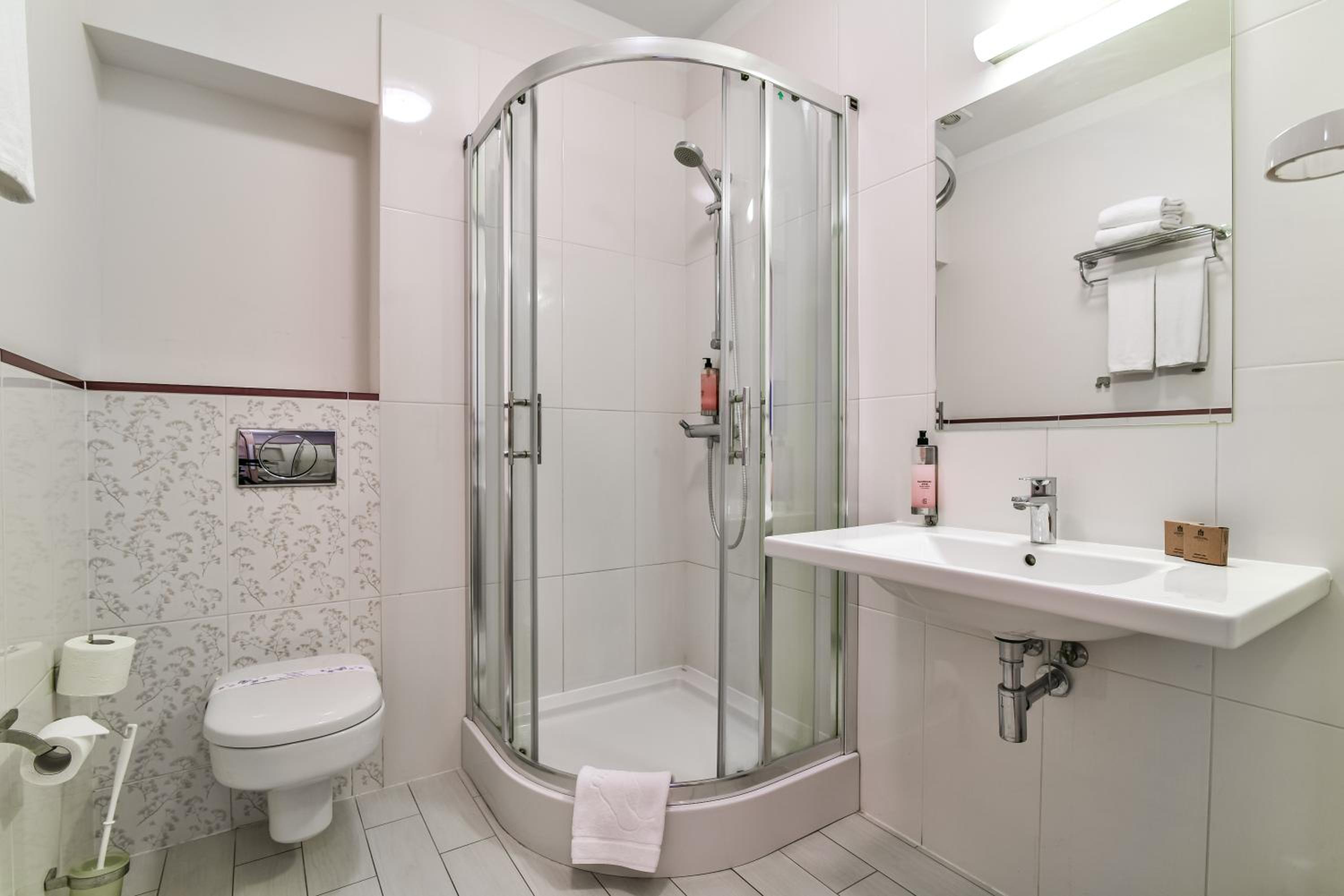 Single Room photo 3