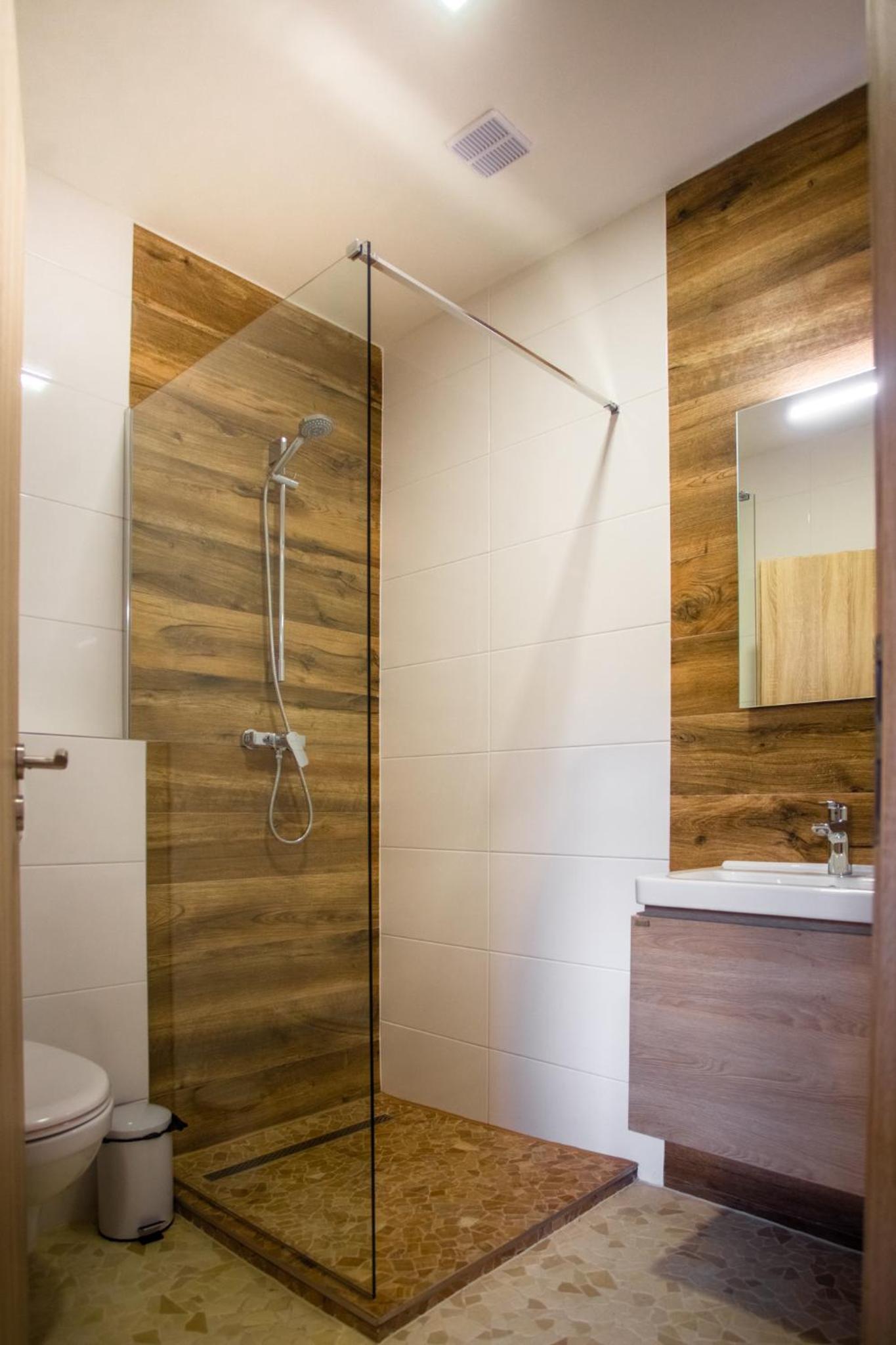 Standard Double Room - Photo 4
