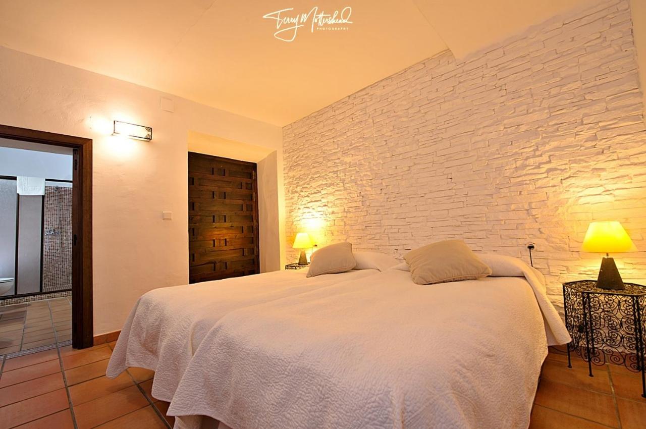Double or Twin Room photo 2