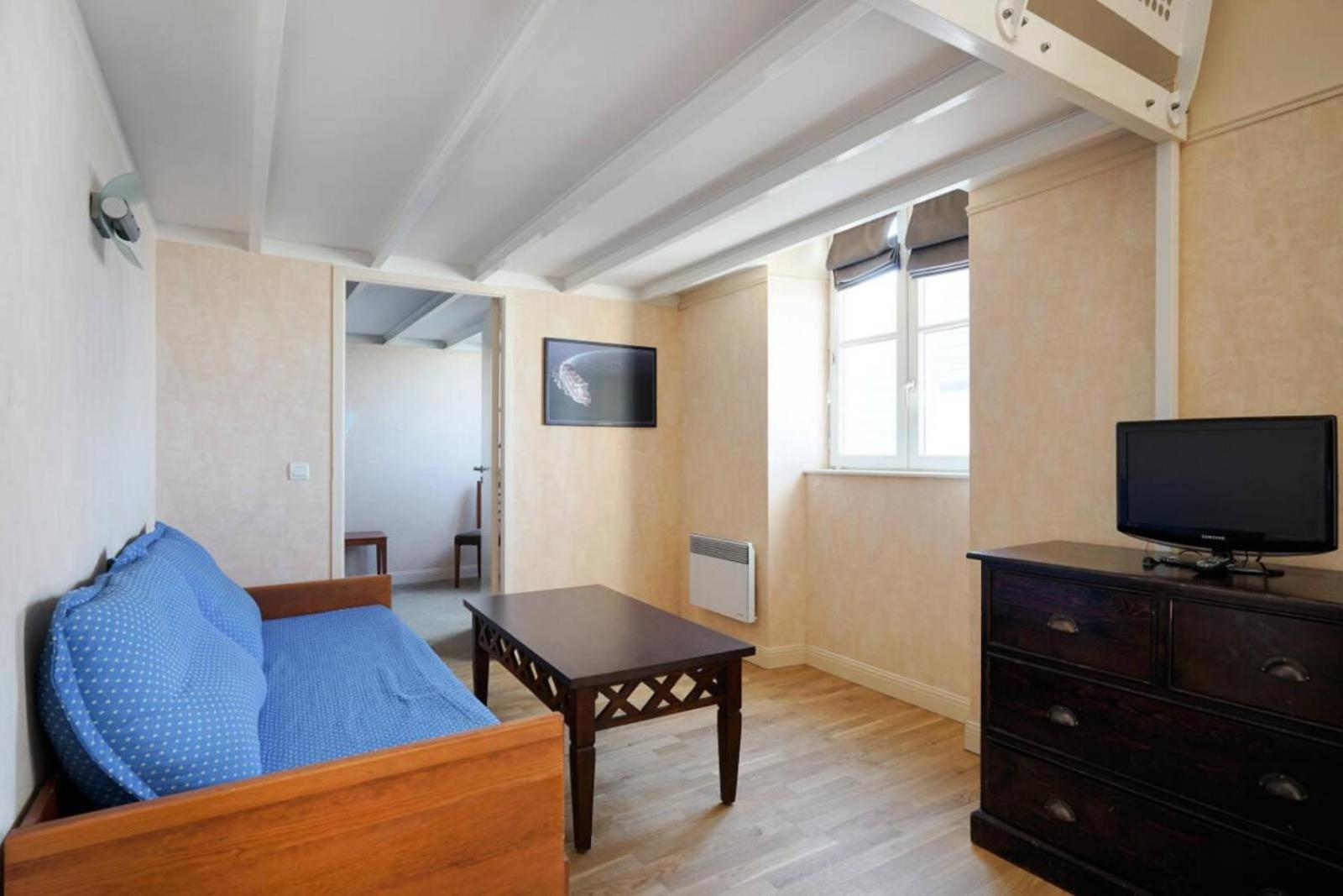 Prestige One-Bedroom Apartment (6 People)
