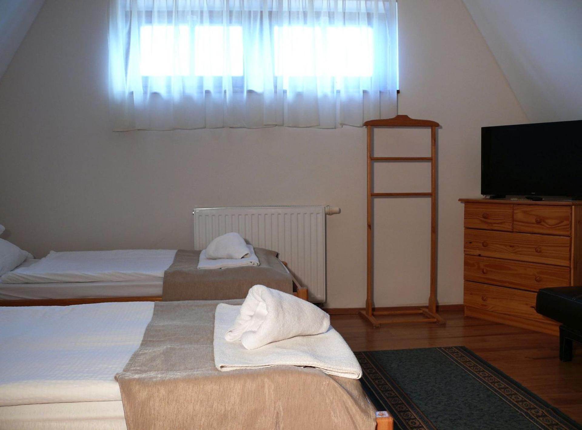 Standard Twin Room with Sofa photo 1
