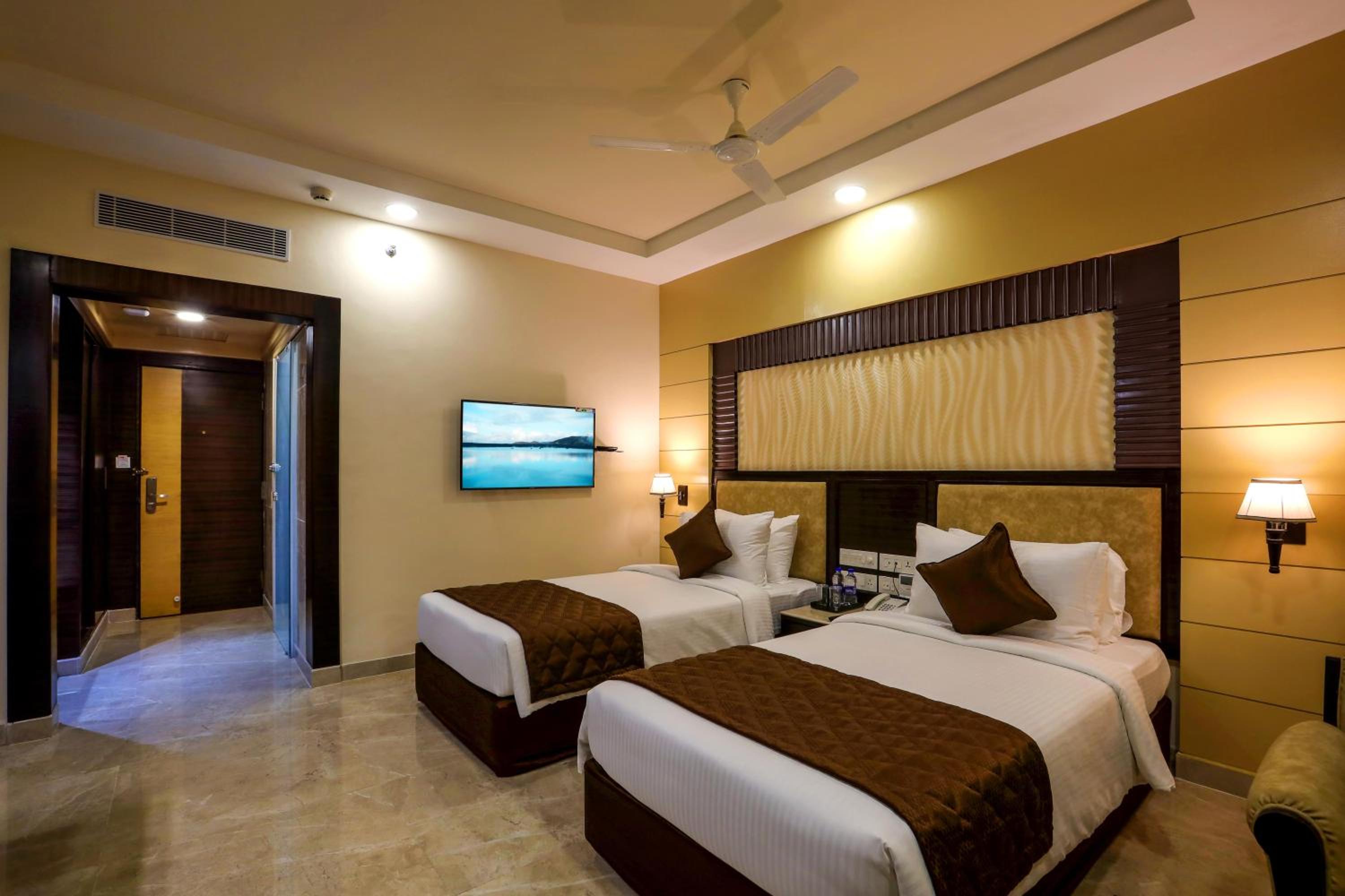 Deluxe Twin Room - Photo 4