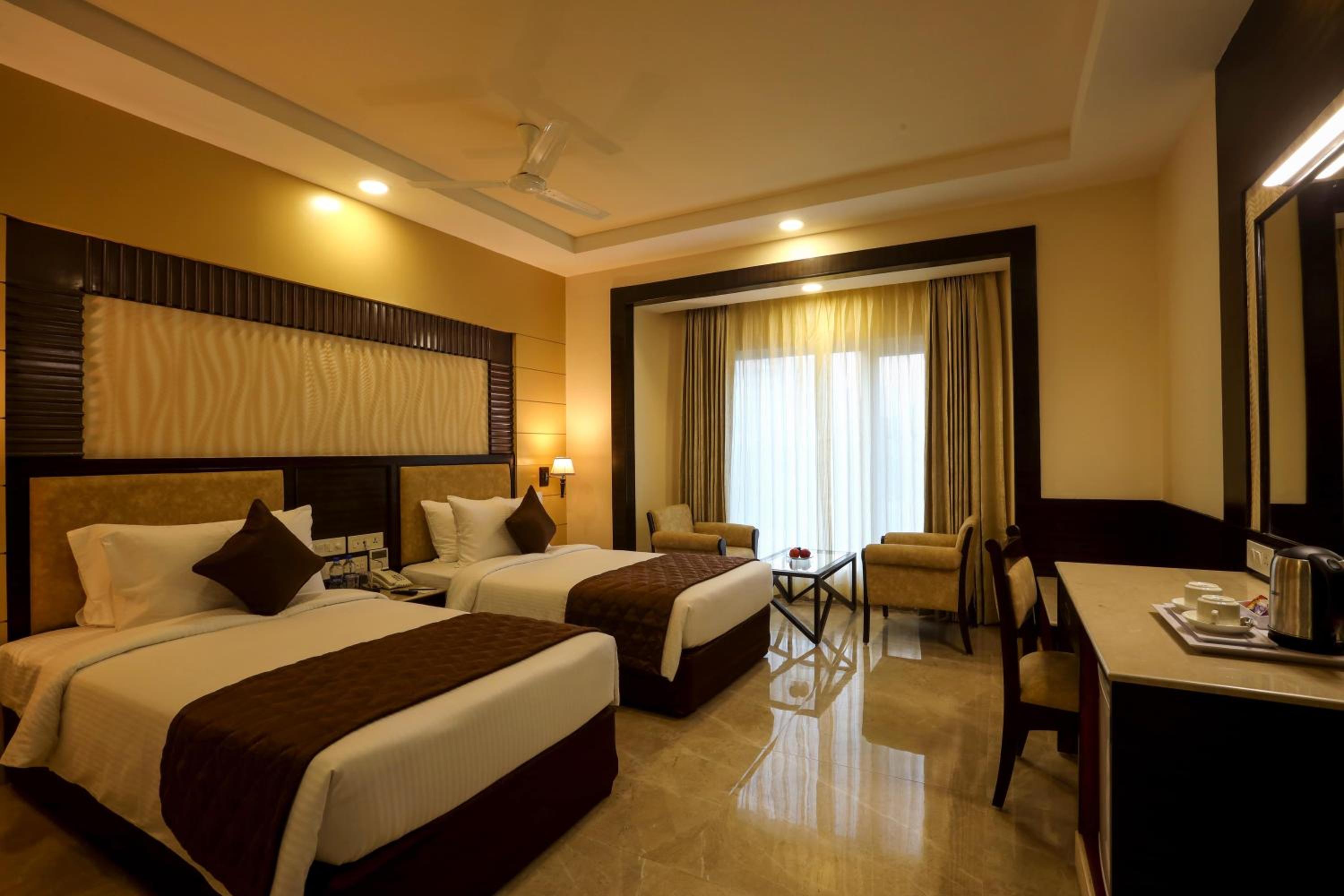 Deluxe Twin Room - Photo 3
