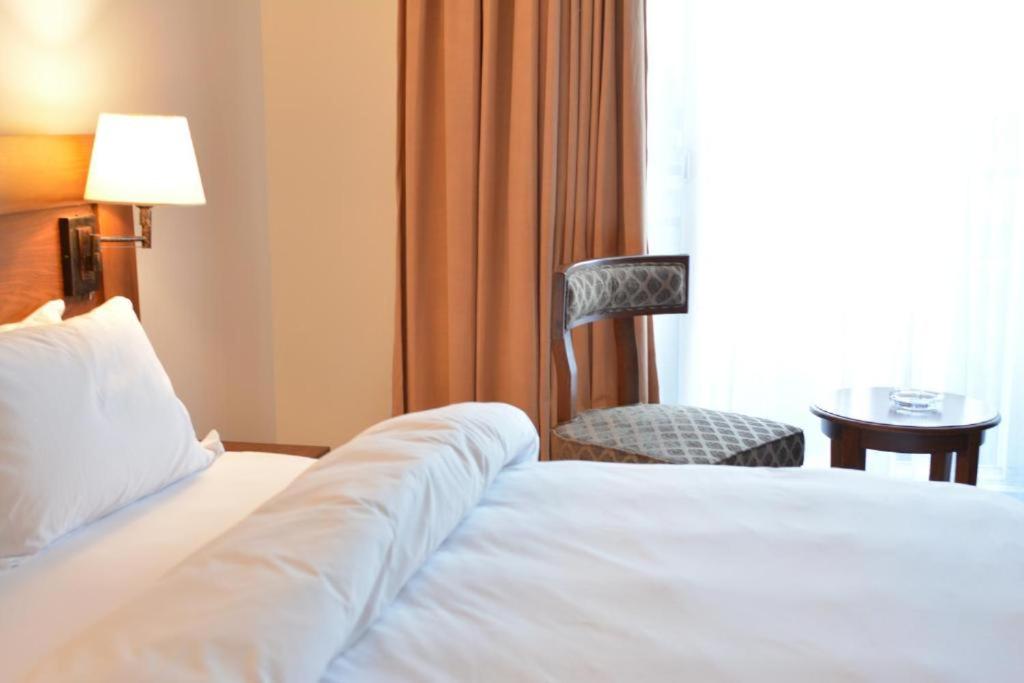 Standard Twin Room with Garden View photo 2