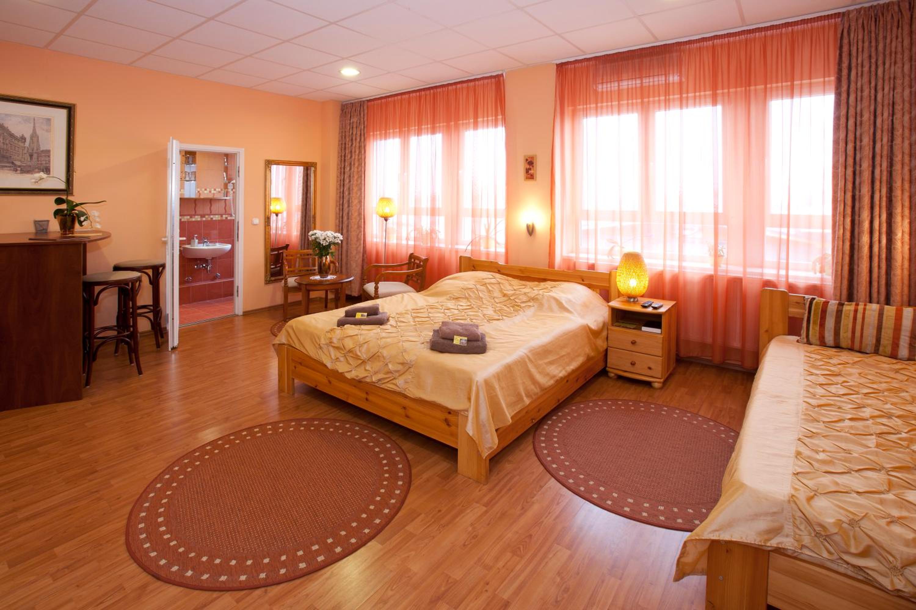 Superior Triple Room photo 1