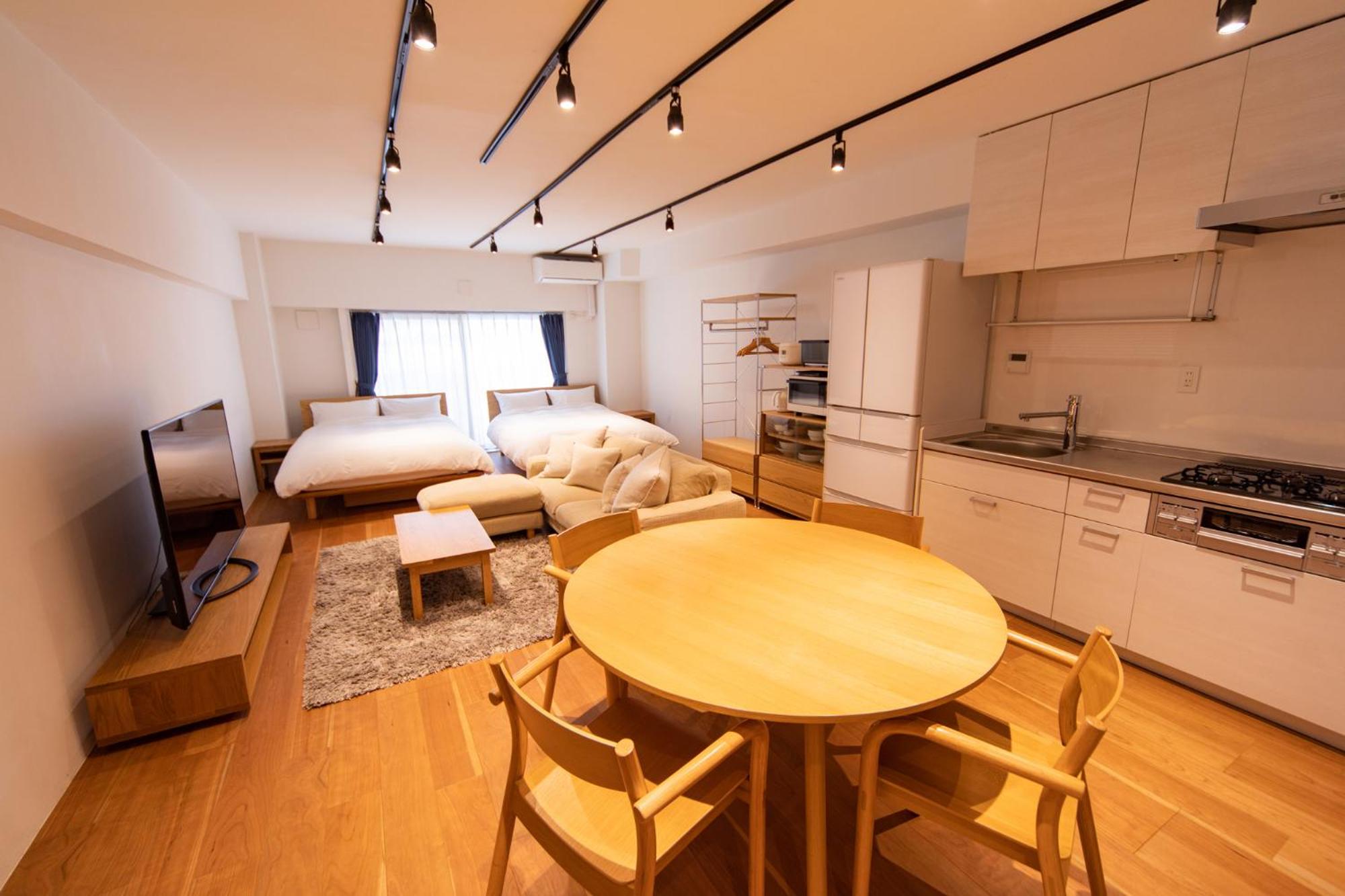 One-Bedroom Apartment photo 2