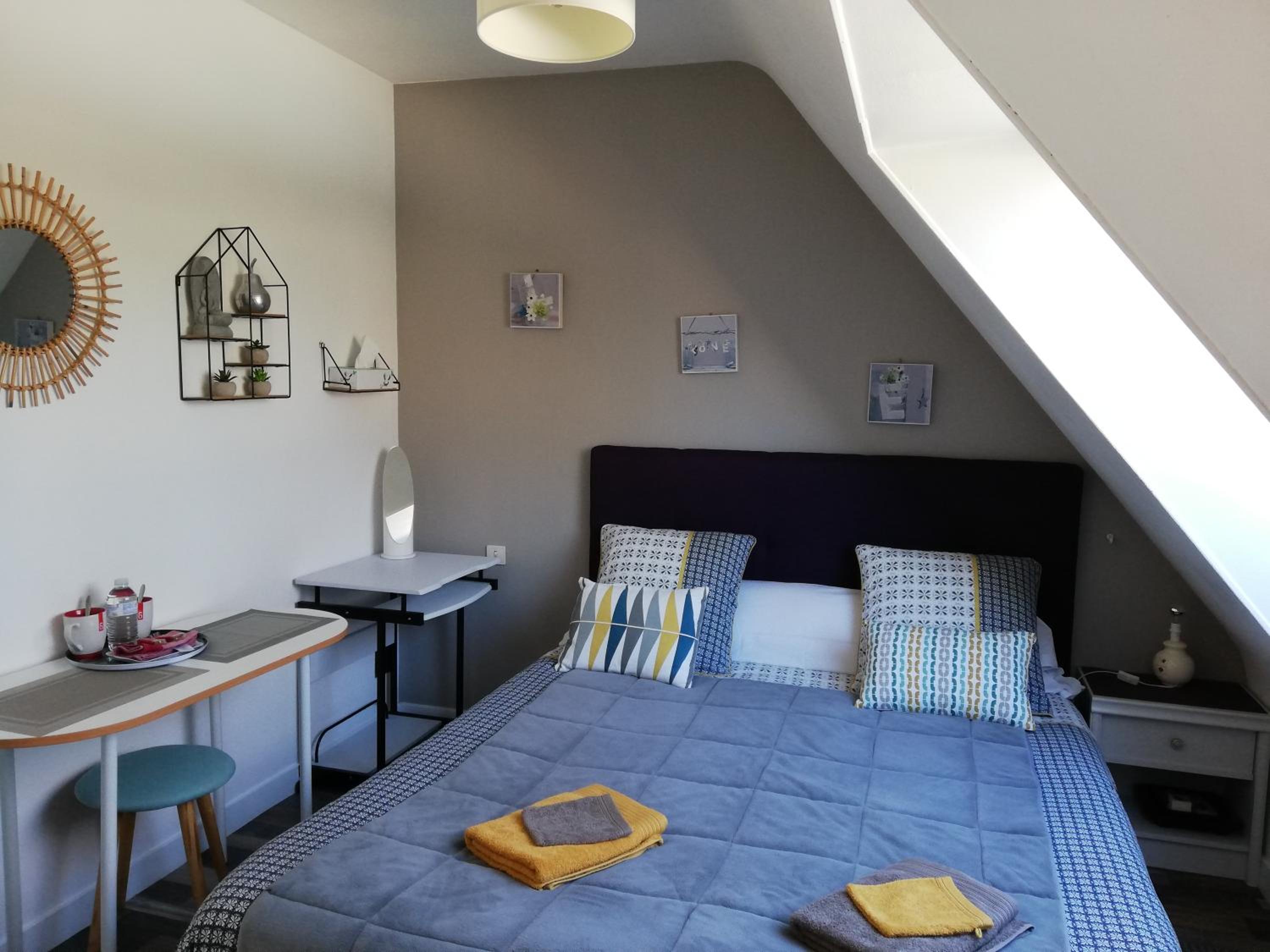 Double Room with Private External Bathroom - Photo 5