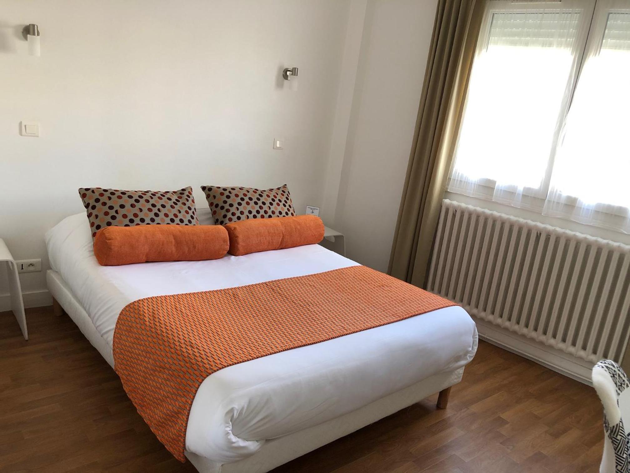 Standard Double Room photo 2