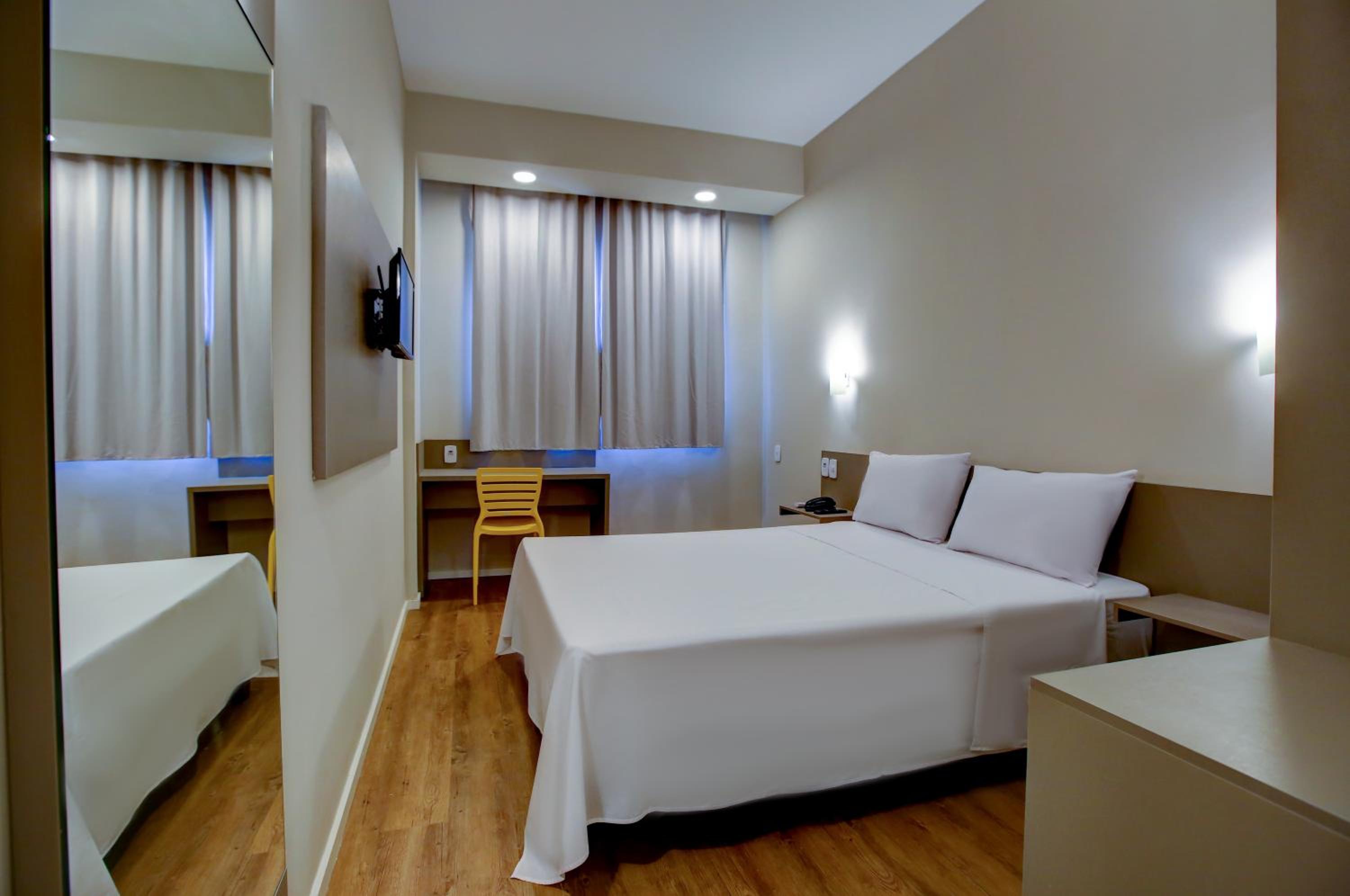 Standard Double Room - Photo 1