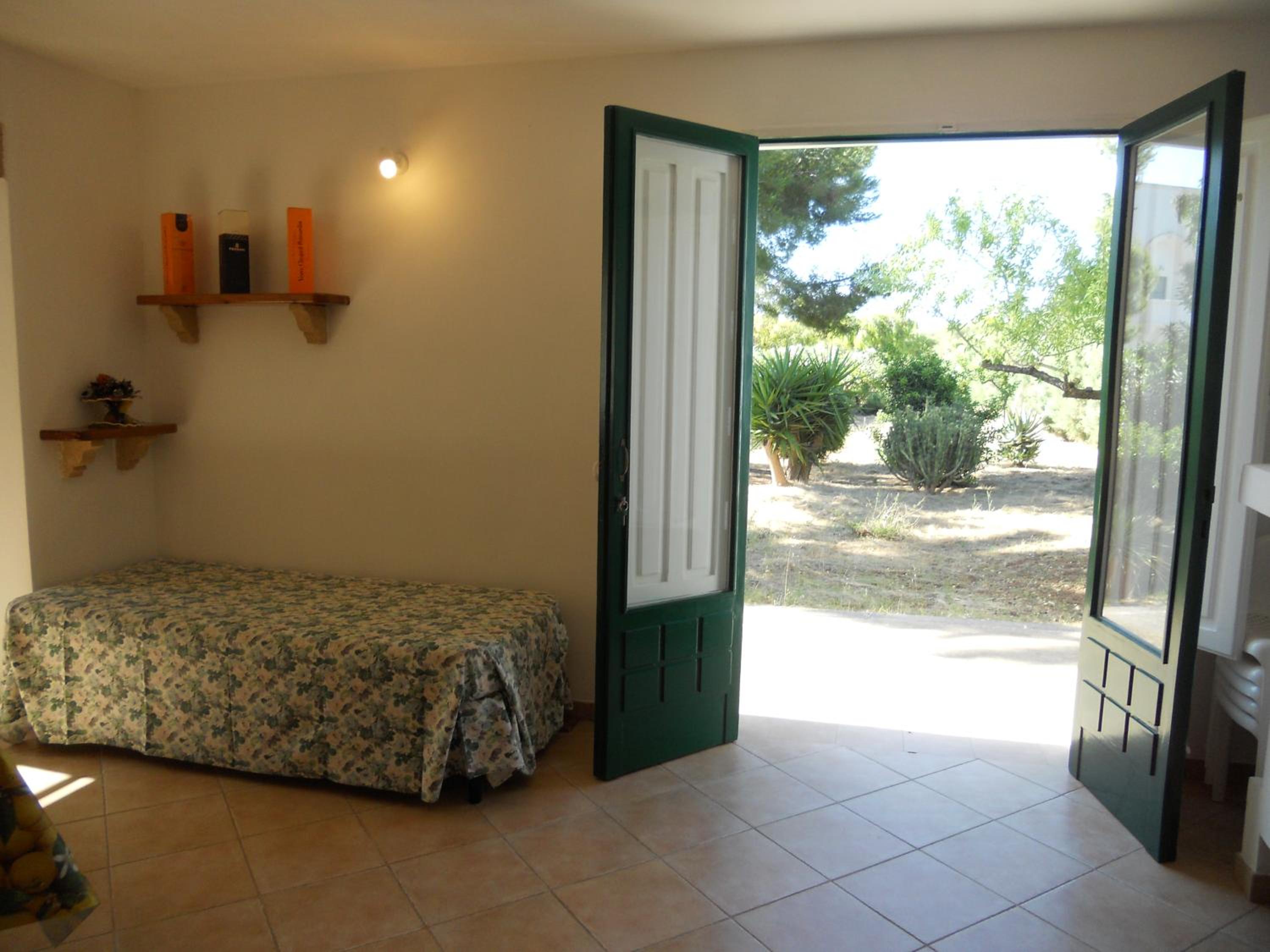 One-Bedroom House