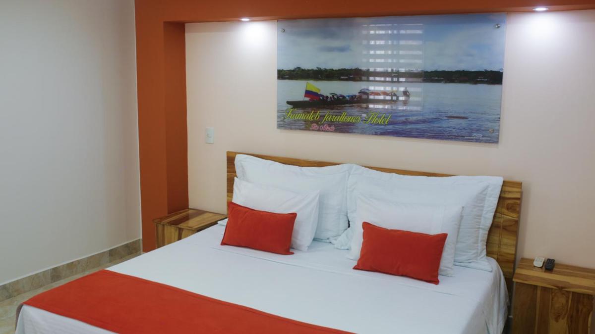 Standard King Room photo 1