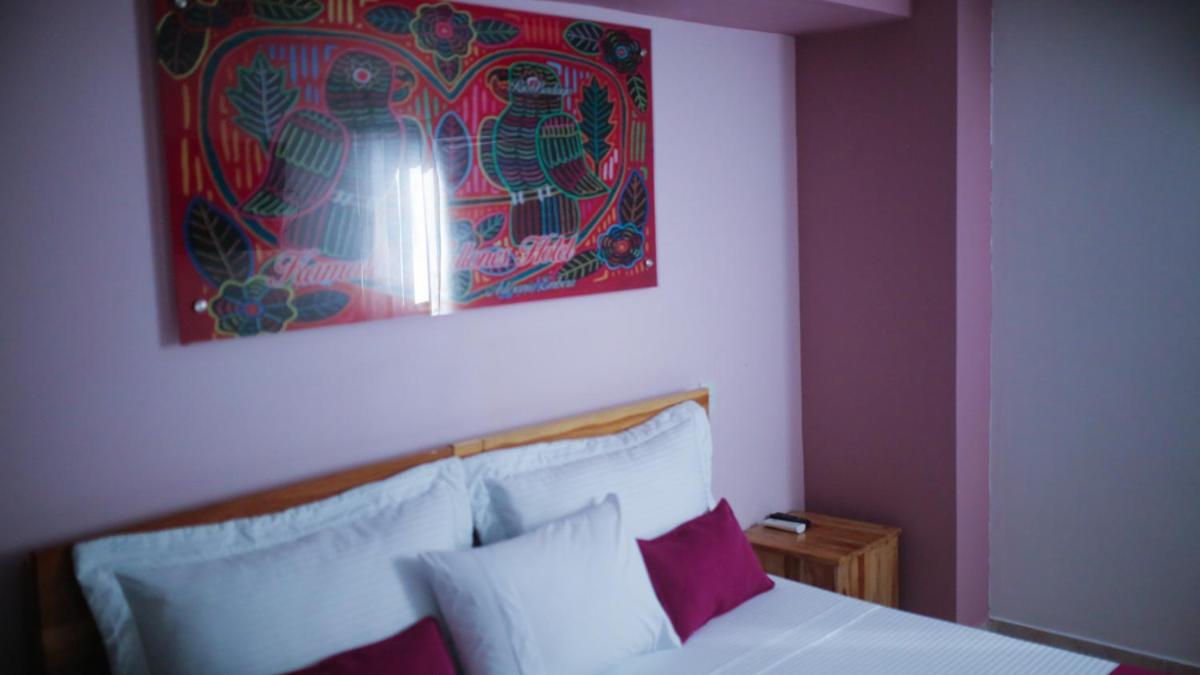 Standard King Room photo 3