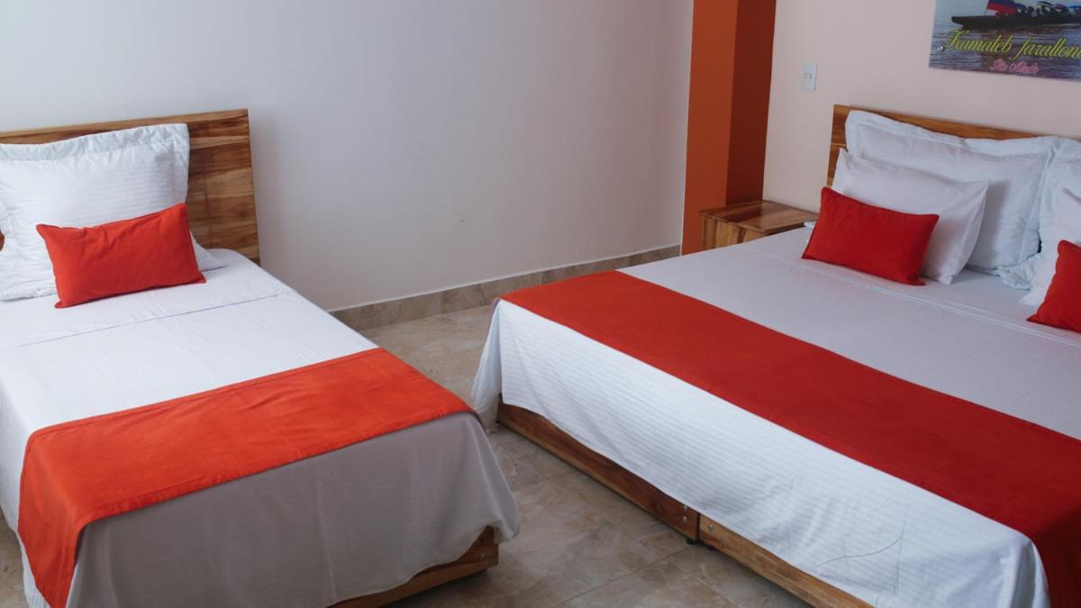 Deluxe Twin Room photo 2