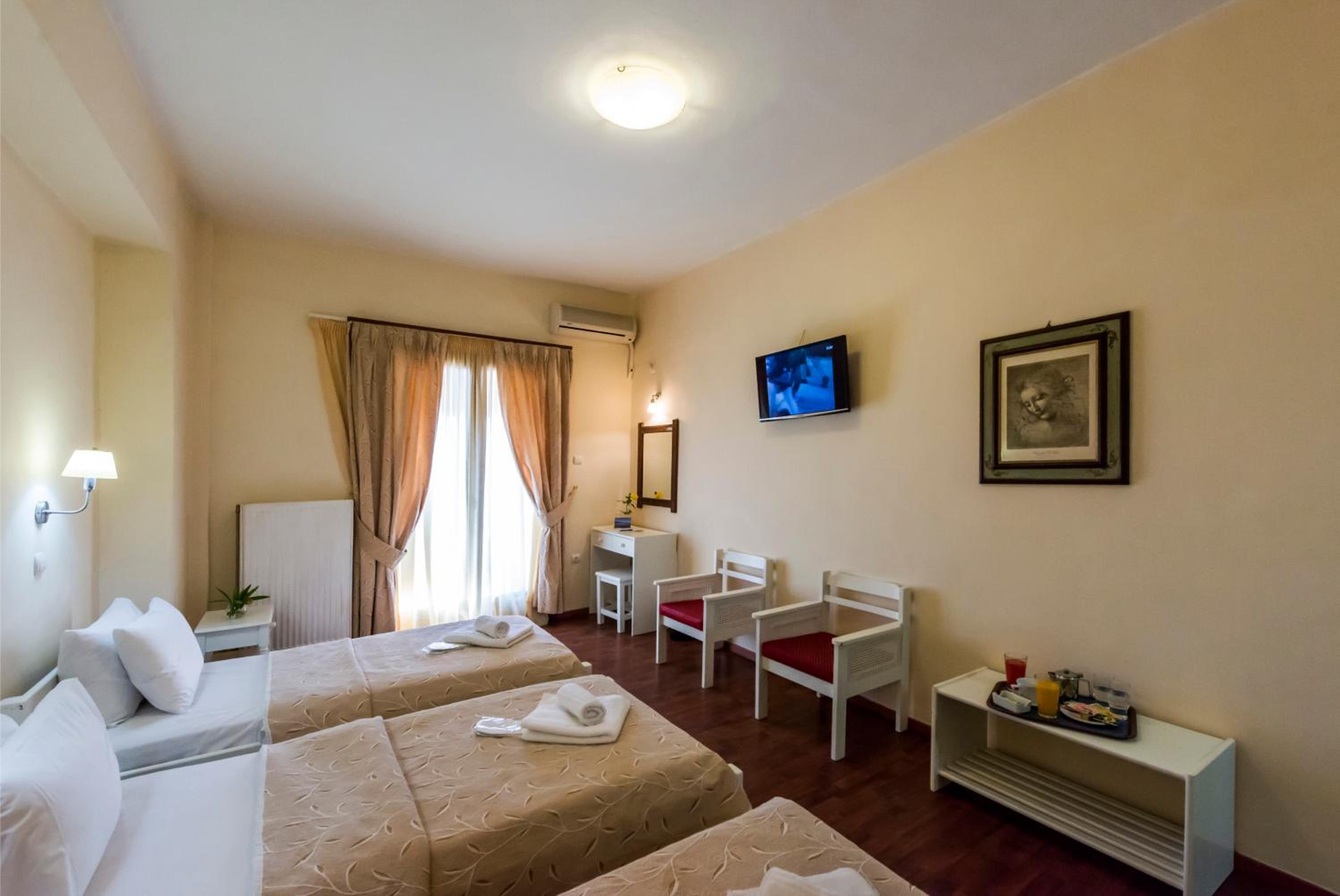 Triple Room with Sea View - Photo 7