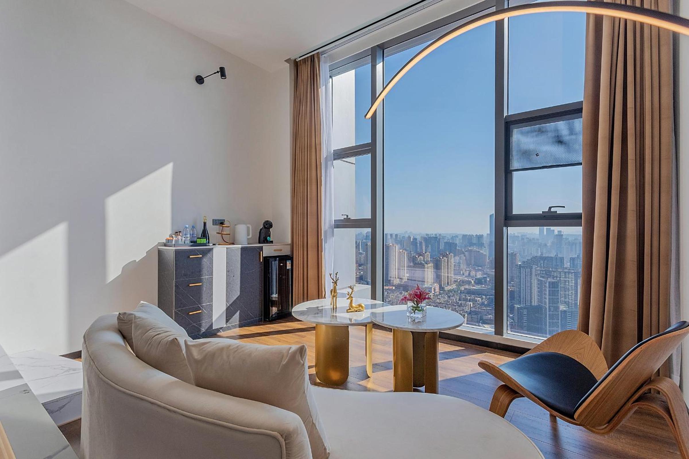 Superior King Room